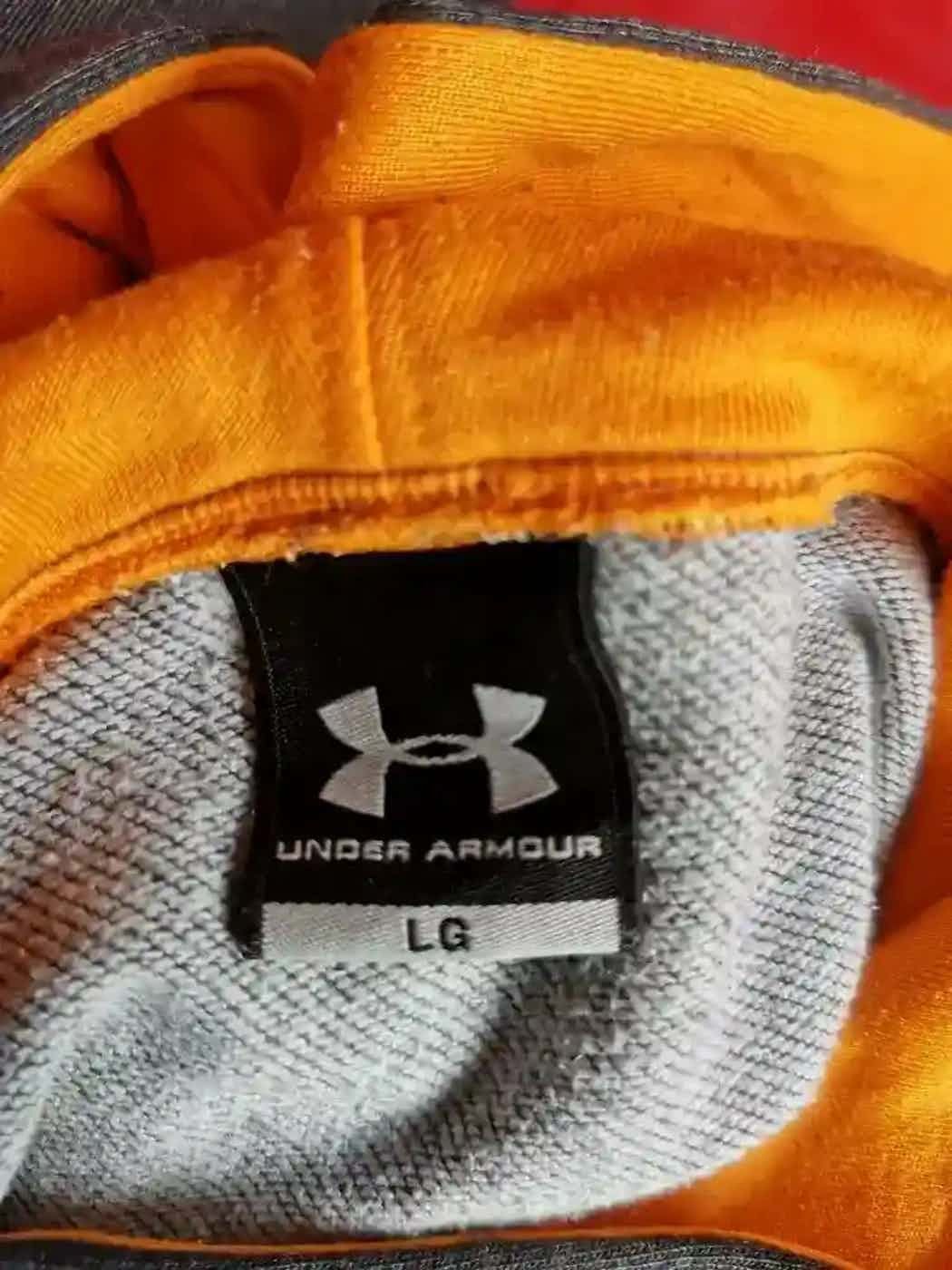 Under Armour Vintage Under Armour Hoodie Size US L / EU 52-54 / 3 - 2 Thumbnail