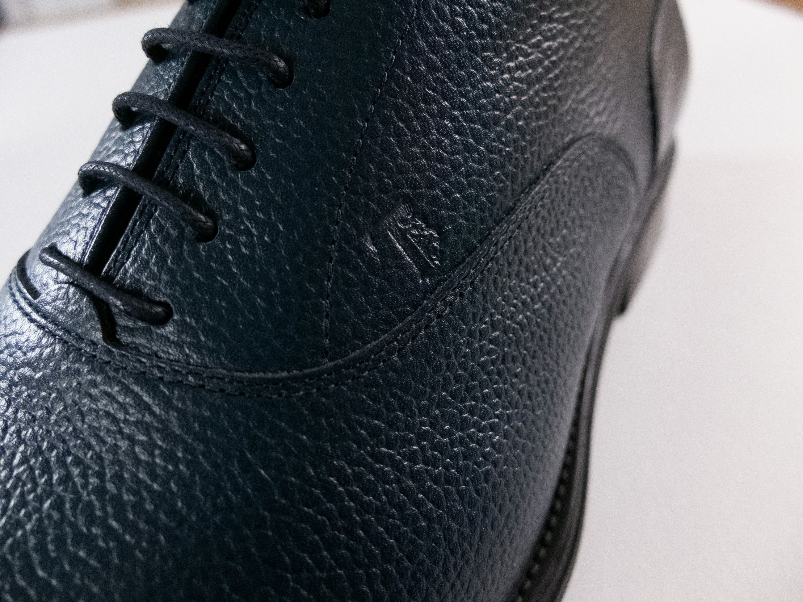 Tod's TOD'S navy blue classic lace-up Oxford shoes Size 10 / 43 Size US 10 / EU 43 - 3 Thumbnail
