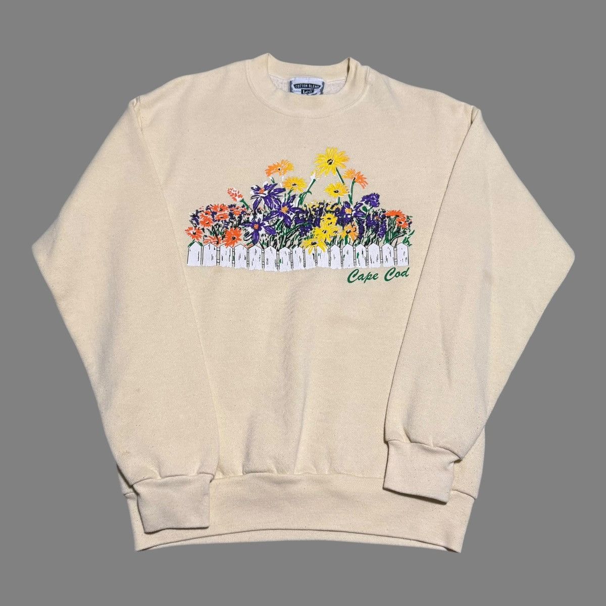 Lee 90s Cape Cod Fence Flowers Stained Sweatshirt Women's S Size S / US 4 / IT 40 - 1 Thumbnail