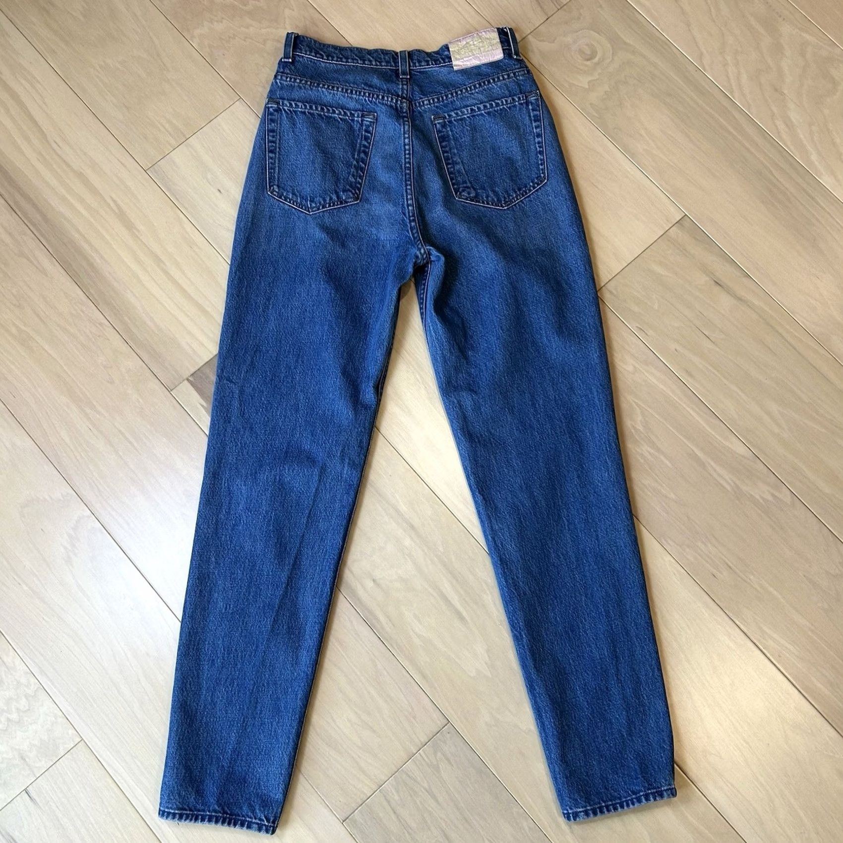Vintage Mothe SNACKS! High Waisted Twizzy Skimp in Delicious Memories Jeans Women’s 27 Blue Denim Casual Regular 5-Pocket Designer Mom Jeans Womens Size 27" / US 4 / IT 40 - 2 Thumbnail