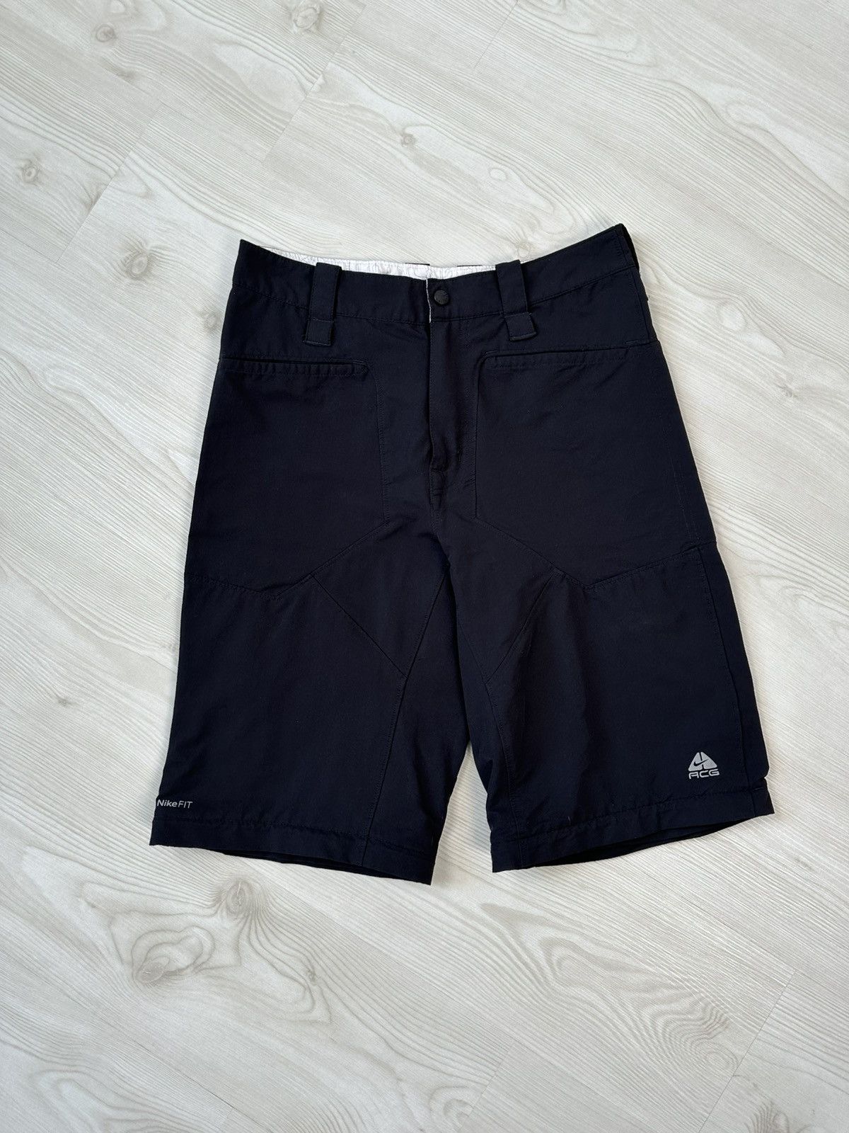 Nike × Nike ACG Vintage Y2k Nike Acg Techwear Shorts Size US 28 / EU 44 - 1 Thumbnail