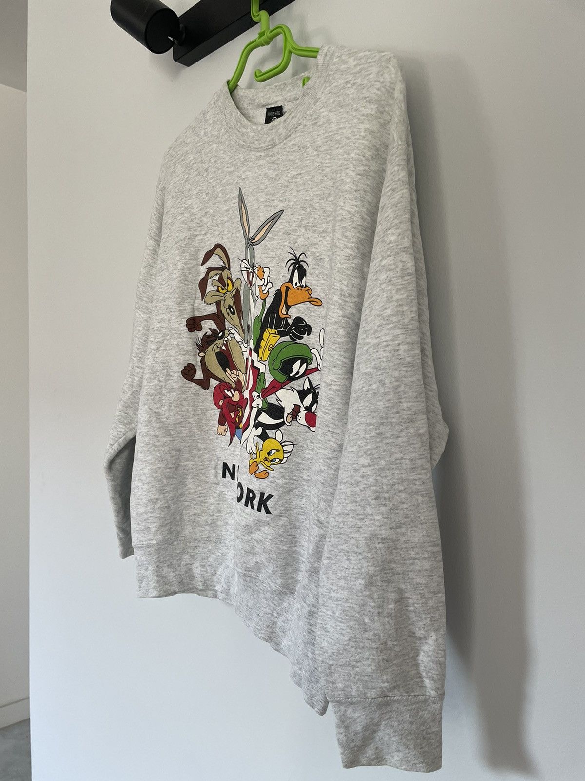 Warner Bros Vintage 1997 Sweatshirt Warner Bros New York Size US M / EU 48-50 / 2 - 3 Thumbnail