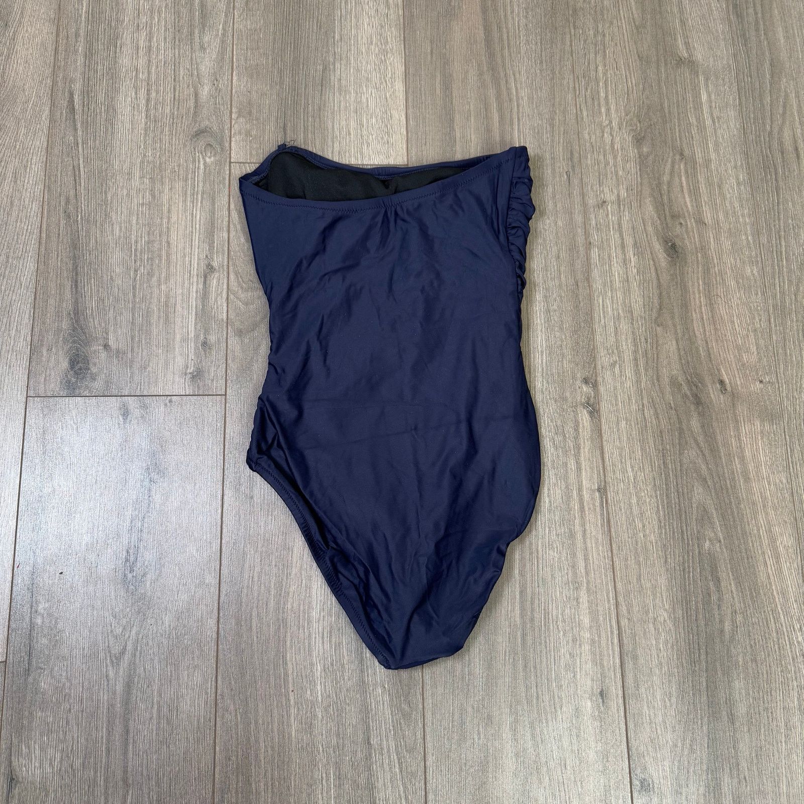 J.Crew J Crew Ruched Bandeau One Piece Cute Swimsuit US Women's 2 Size XS / US 0-2 / IT 36-38 - 2 Thumbnail