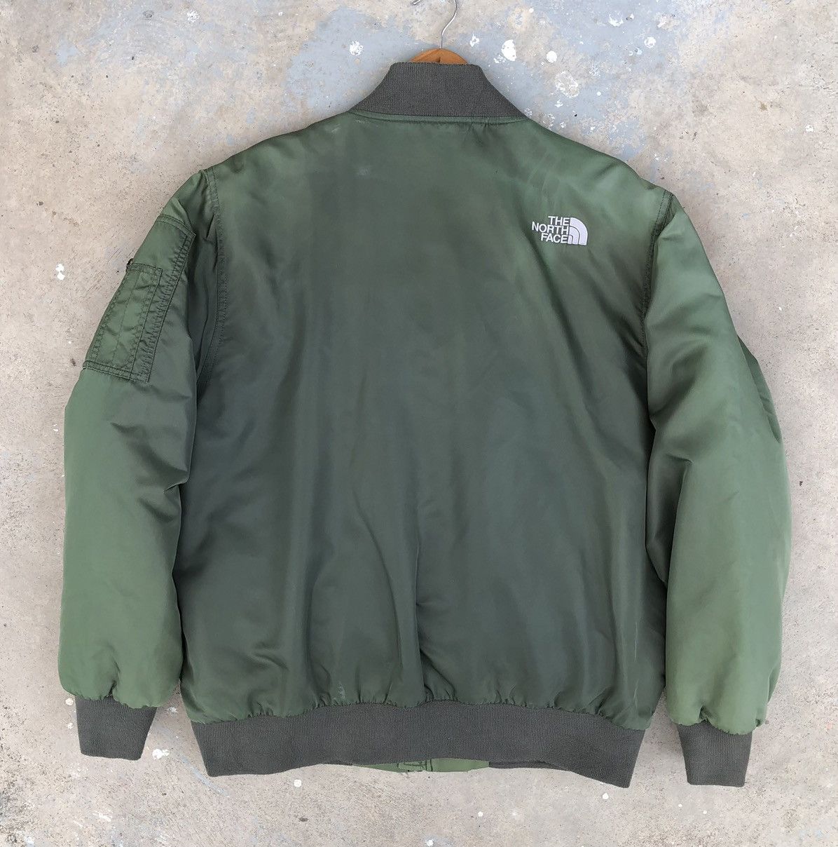 The North Face Vintage The North Face Green Sun Faded Bomber Jacket Size US XL / EU 56 / 4 - 12 Thumbnail