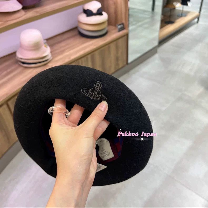 Vivienne Westwood vivienne westwood Saturn Beret wool hat made in Japan Size ONE SIZE - 1 Thumbnail