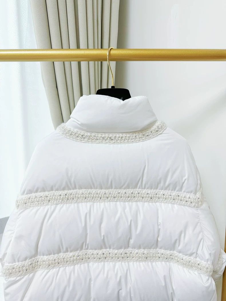 Chanel Chanel 24N Snow White White Lace Down Jacket Size XXS / US 00 / IT 34 - 5 Thumbnail