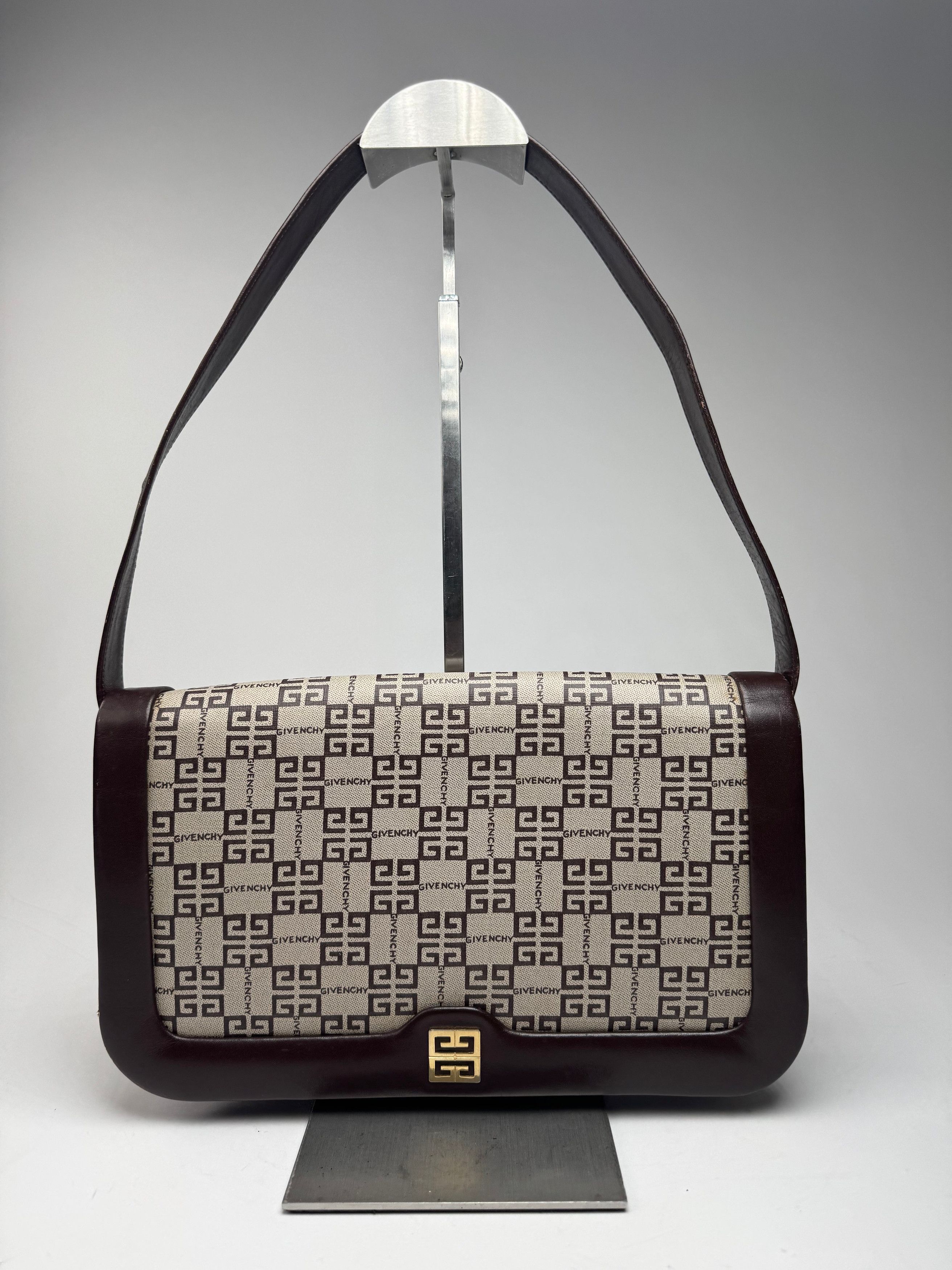 Givenchy Vintage 4G leather monogram Bag Size ONE SIZE - 1 Thumbnail