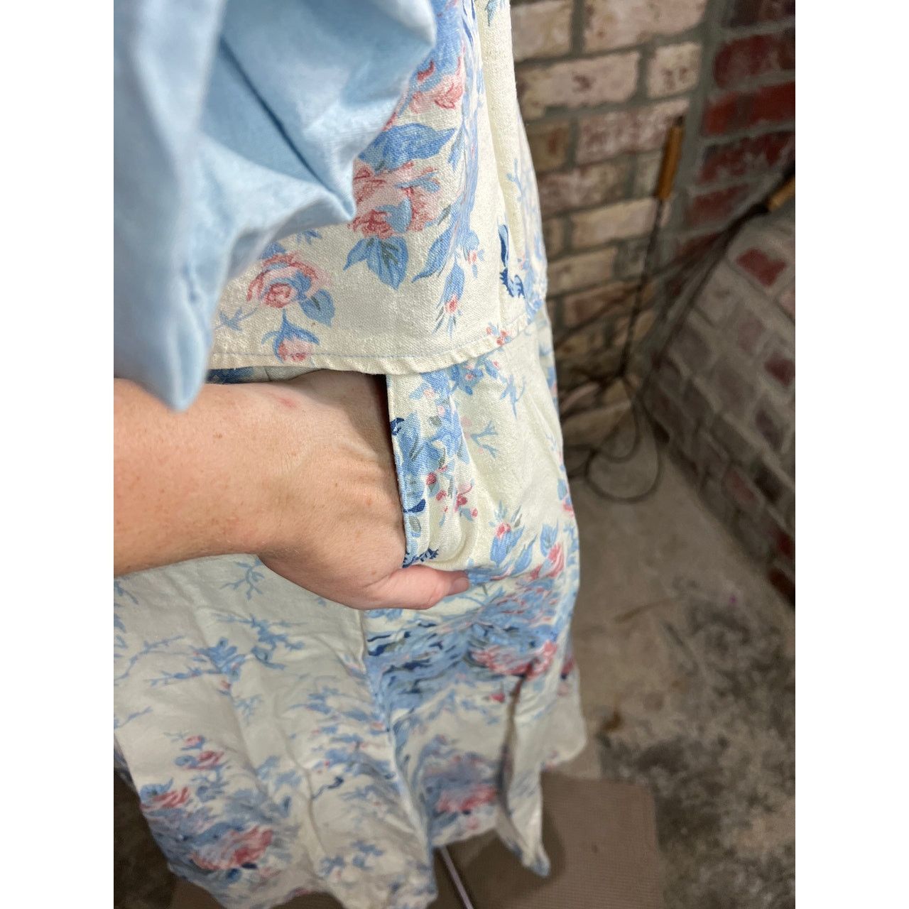 Vintage suit skirt blazer top swing skirt floral blue pink white Size 34" / US 12 / IT 48 - 12 Thumbnail