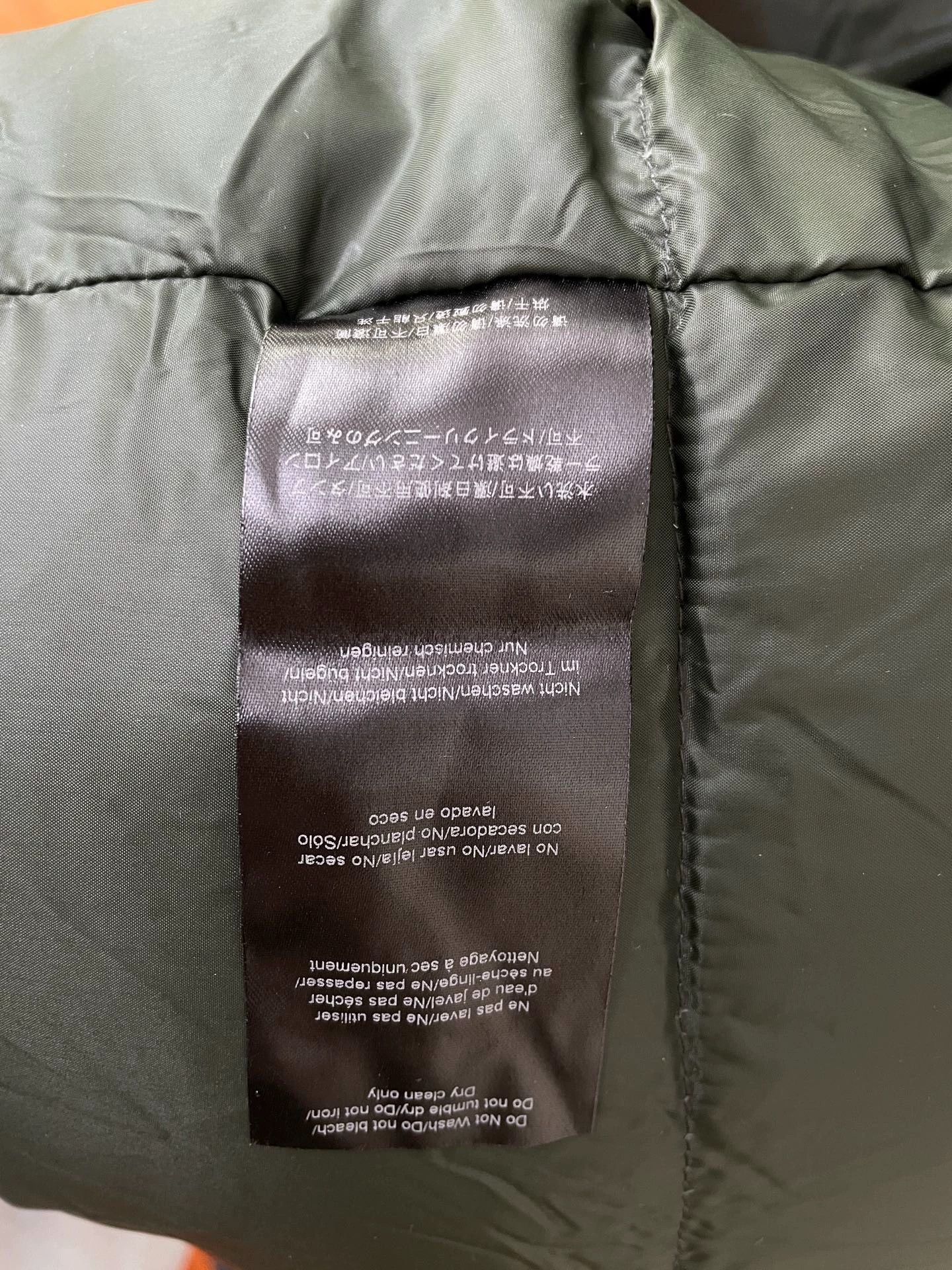 Yeezy Yeezy Season 3 Classic Long Down Jacket Size 3 Size US M / EU 48-50 / 2 - 4 Thumbnail
