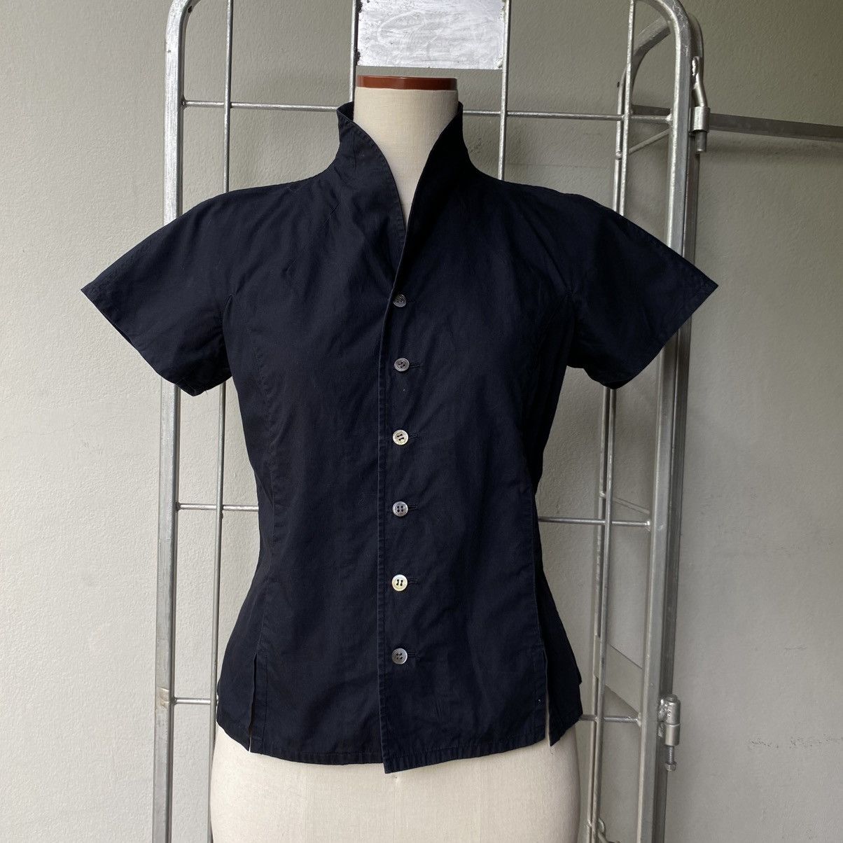 Zucca Zucca Black Short Sleeve Button-Up Blouse Size M / US 6-8 / IT 42-44 - 7 Thumbnail