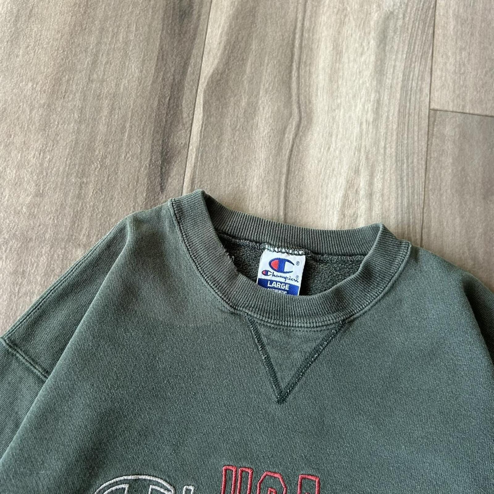 Champion Vintage 90’s Champion Green USA Crewneck Sweatshirt L Size US L / EU 52-54 / 3 - 7 Thumbnail