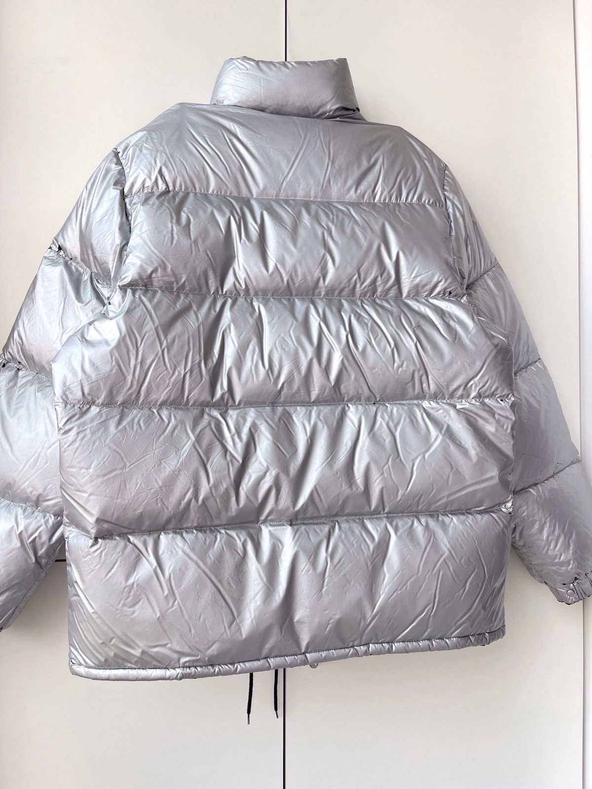 Moncler Vintage Moncler Grenoble Silver Puffer Jacket Down 90’s Size US L / EU 52-54 / 3 - 14 Thumbnail