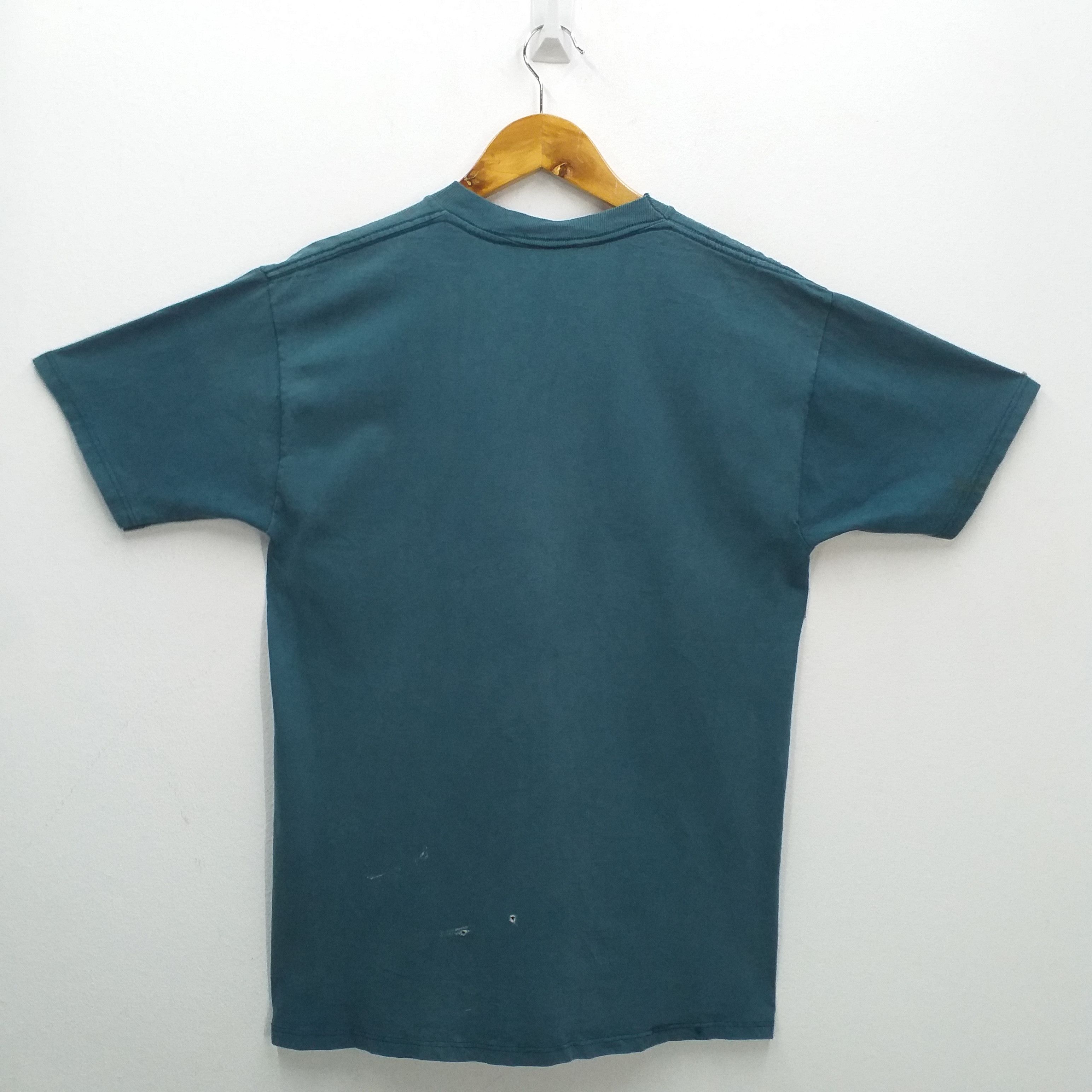 Japanese Brand Vintage Disney Medium T-shirt -E027 Size US M / EU 48-50 / 2 - 2 Thumbnail
