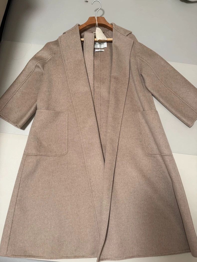 Max Mara Max Mara Pure cashmere coat Size M / US 6-8 / IT 42-44 - 1 Thumbnail