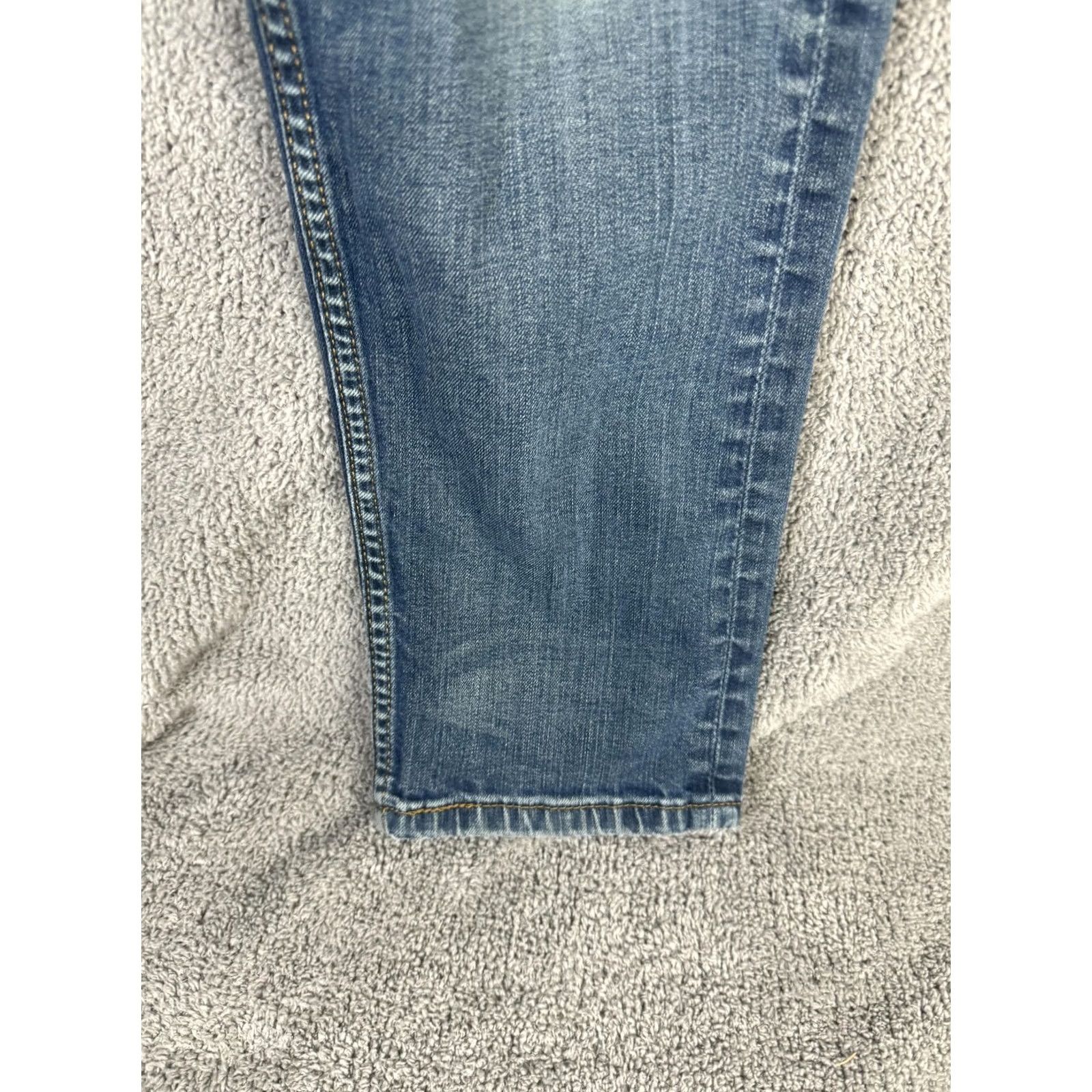 Levi's Levi's 502 Jeans Mens 33x30 Blue Tapered Leg Stretch Distressed Denim Medium Wash Size US 33 - 7 Thumbnail