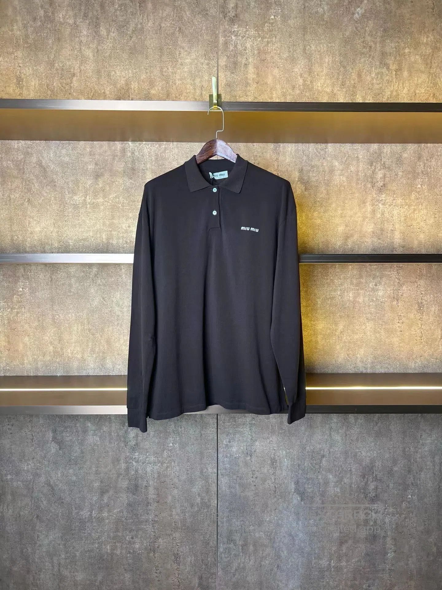 Miu Miu Miumiu Khaki Slogan Long-Sleeve Top. Size M / US 6-8 / IT 42-44 - 1 Thumbnail