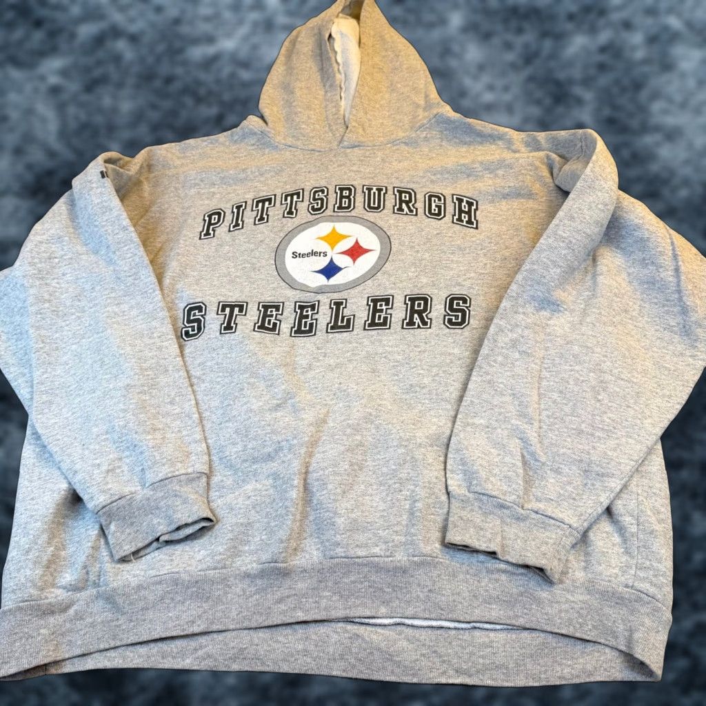 NFL VINTAGE Pittsburgh Steelers NFL Gray Hoodie Sweatshirt NFL Mens XL Sweatshirt Gray NFL Pullover Hooded Graphic Print Home Team Sports Mens XL Size US XL / EU 56 / 4 - 1 Thumbnail