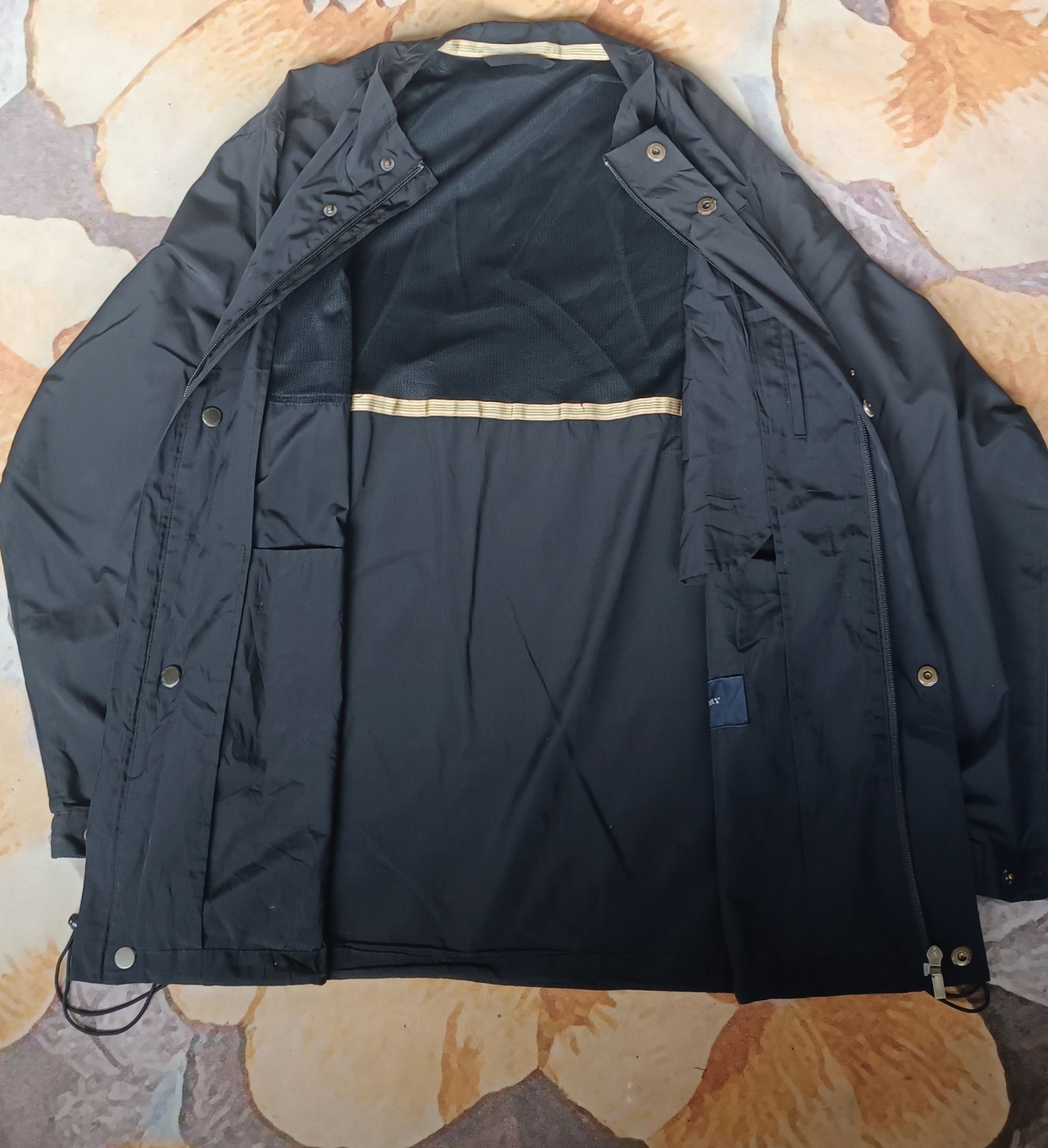 Burberry Burberry Golf Utility Pocket Nylon Jacket Size US L / EU 52-54 / 3 - 3 Thumbnail