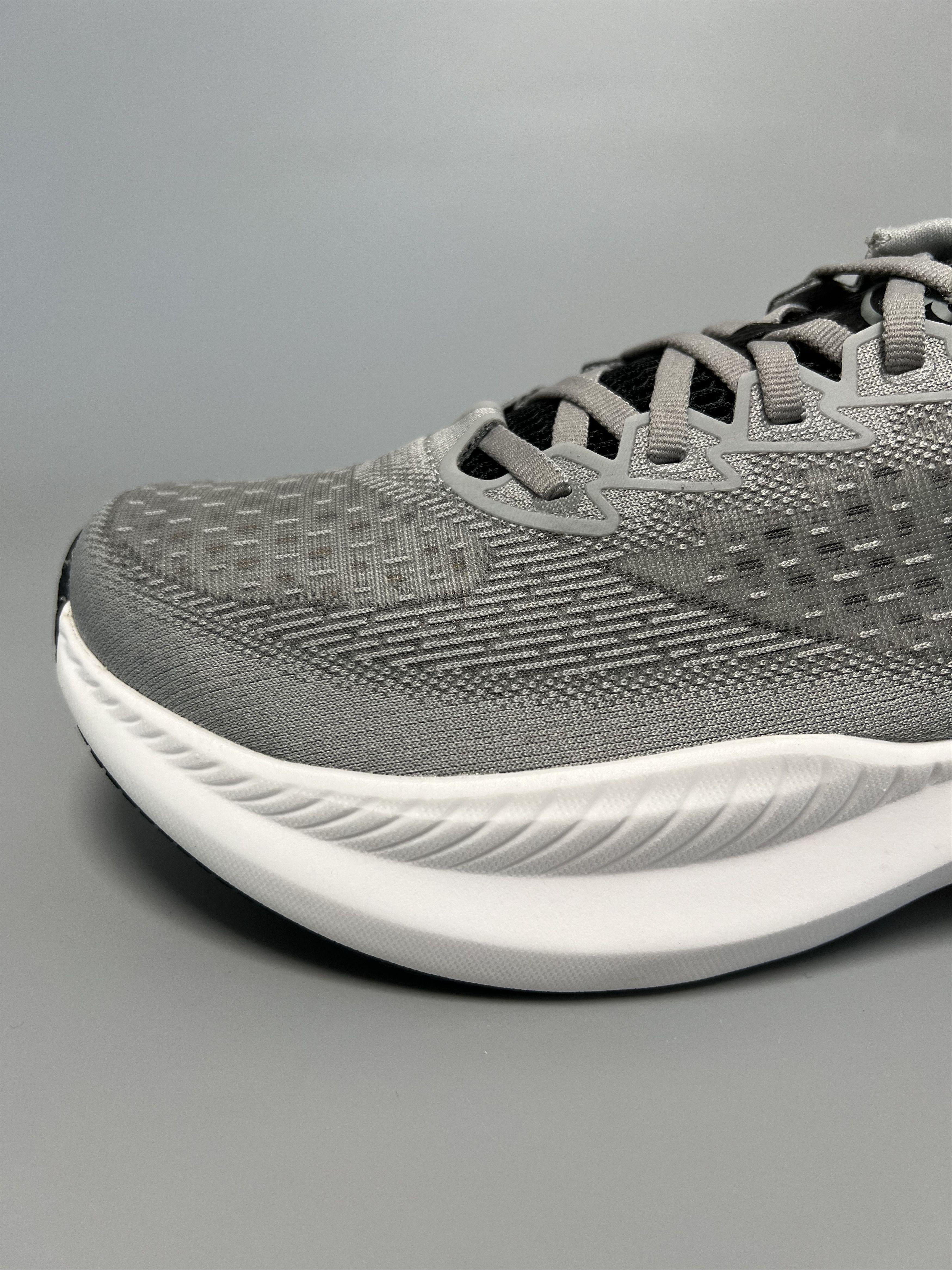 Hoka 9D Hoka One One Mach 6 LA Men's Running Shoes Size US 9 / EU 42 - 8 Thumbnail