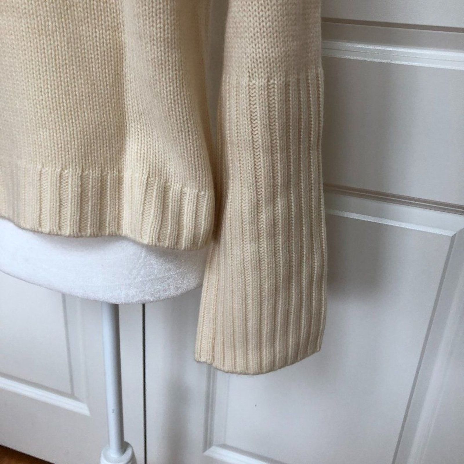 Allsaints Cashmere Turtleneck Sweater from ALL SAINTS Size S / US 4 / IT 40 - 8 Thumbnail