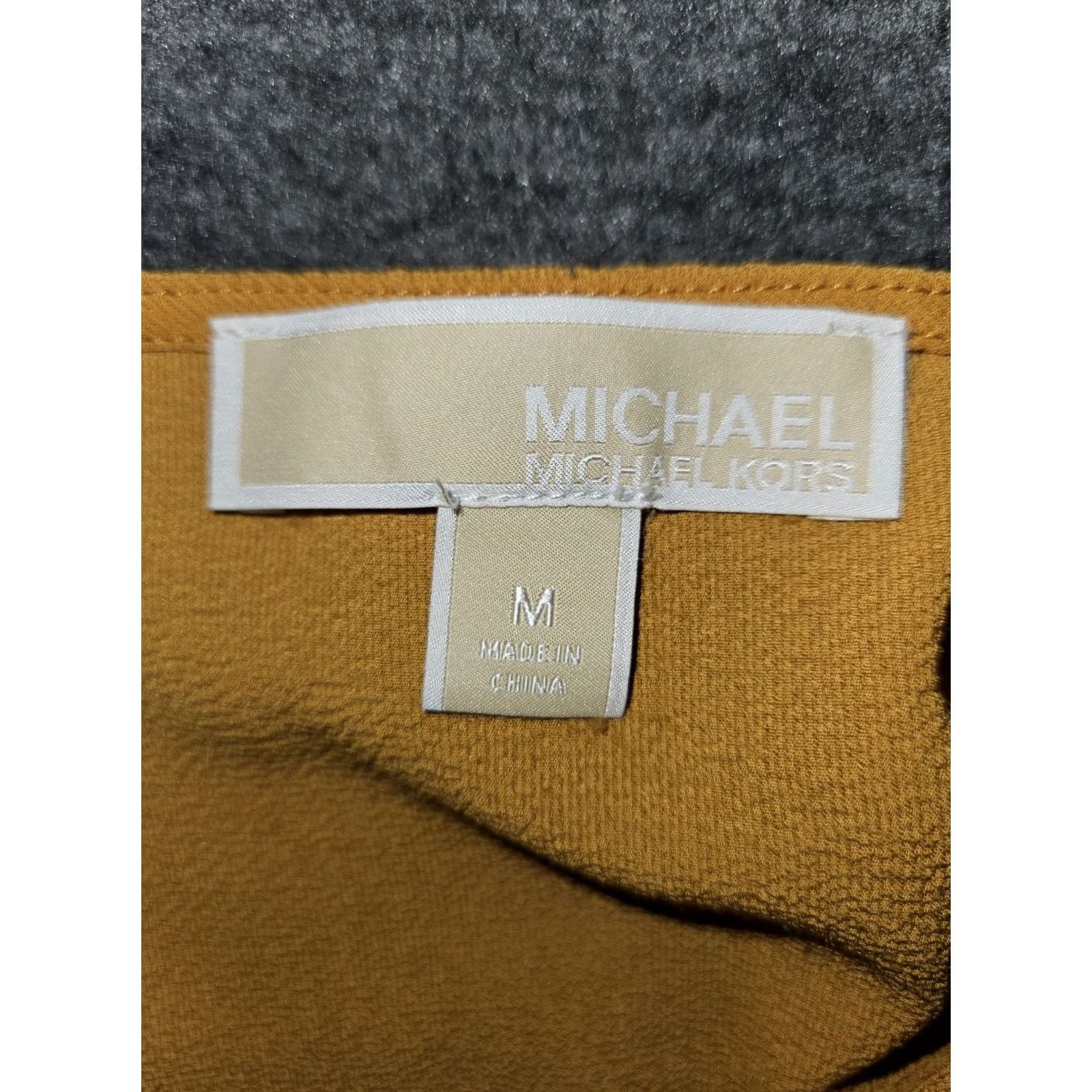 Michael Kors Michael Kors Blouse Women's M Mustard Long Sleeve Open Slit Lightweight Pullover Solid Designer City Casual Size M / US 6-8 / IT 42-44 - 2 Thumbnail