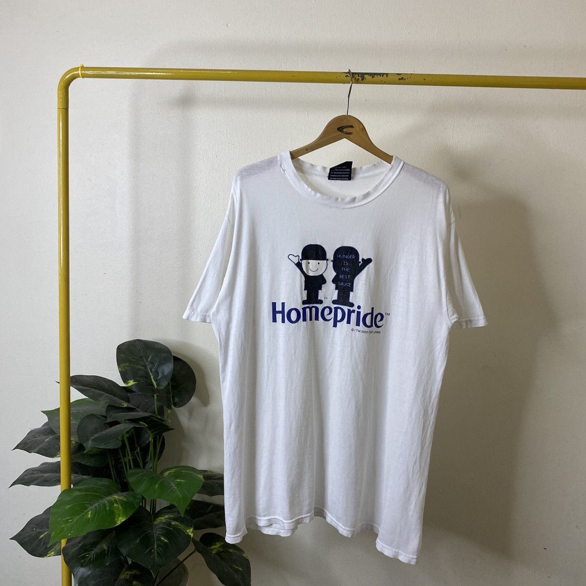 Vintage Vintage 2003 Homepride Cooking Sauce Promo T Shirt Size US L / EU 52-54 / 3 - 1 Thumbnail