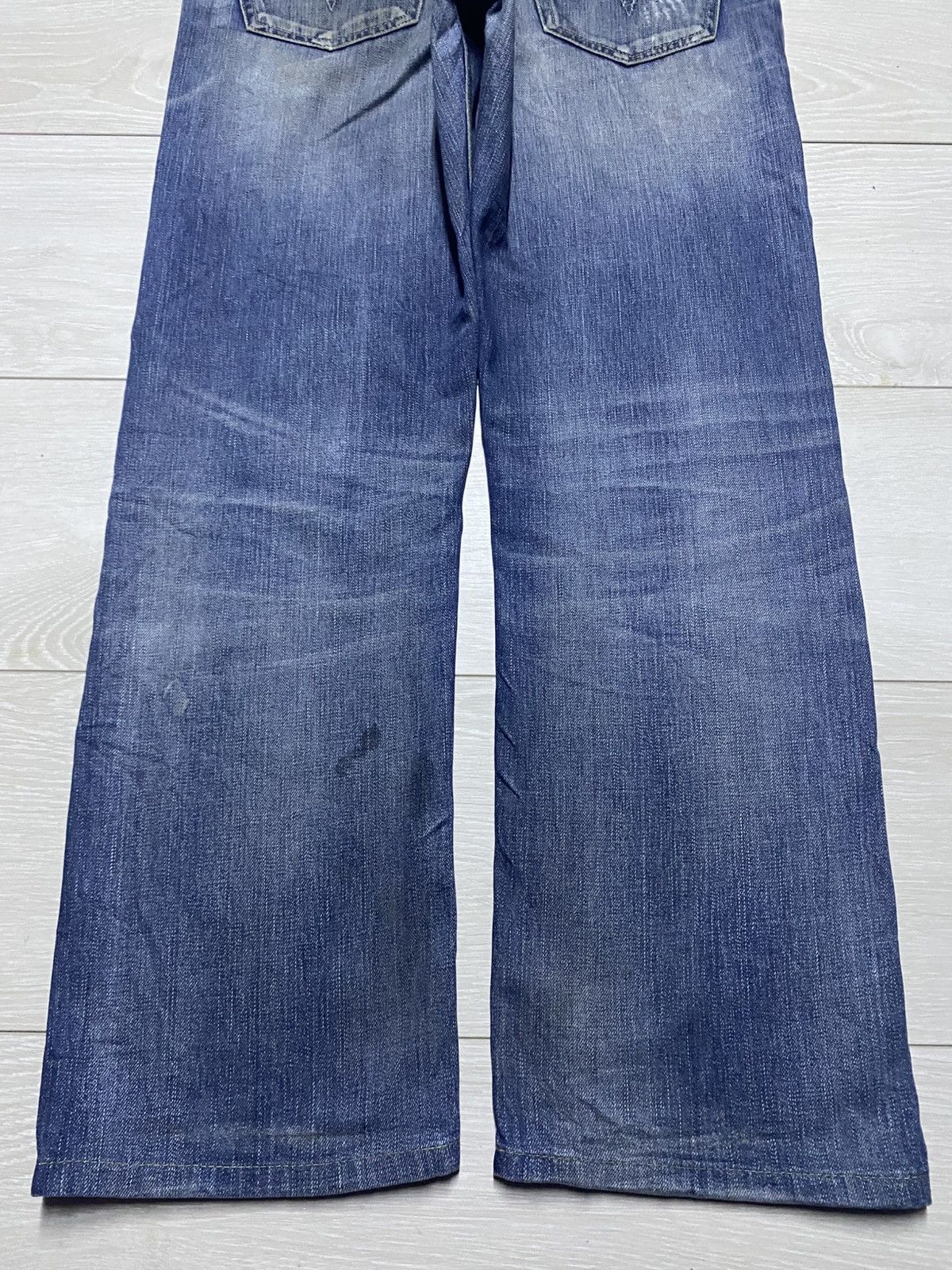Levi's Vintage Levis 505 Faded Wash Crazy Distressed Loose Jeans Size US 31 - 6 Thumbnail