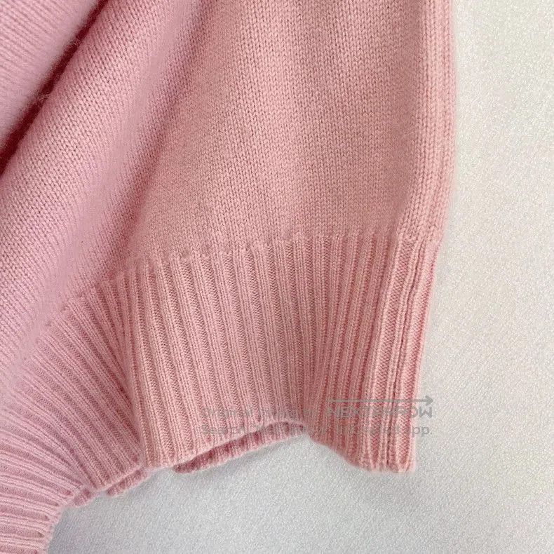 Chanel Chanel Pink Cashmere Knit Sweater 34. Size US XS / EU 42 / 0 - 8 Thumbnail