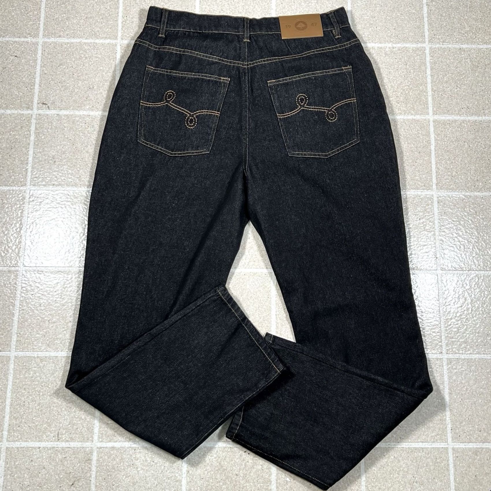 Vintage LRG Jeans Tapered Mens 30 Indigo NWT True True Taper Indigo 31 Inseam 30 Mens? Size US 30 / EU 46 - 3 Thumbnail