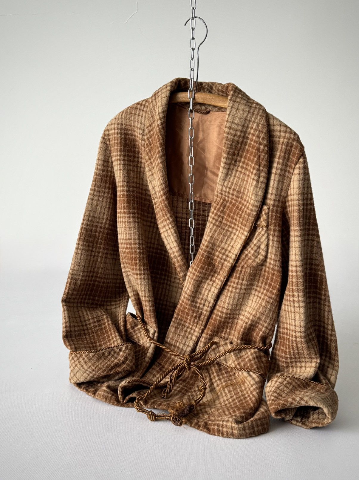 Vintage Vintage 1960s European Wool Checked Smoking Lounge Jacket Size US M / EU 48-50 / 2 - 3 Thumbnail