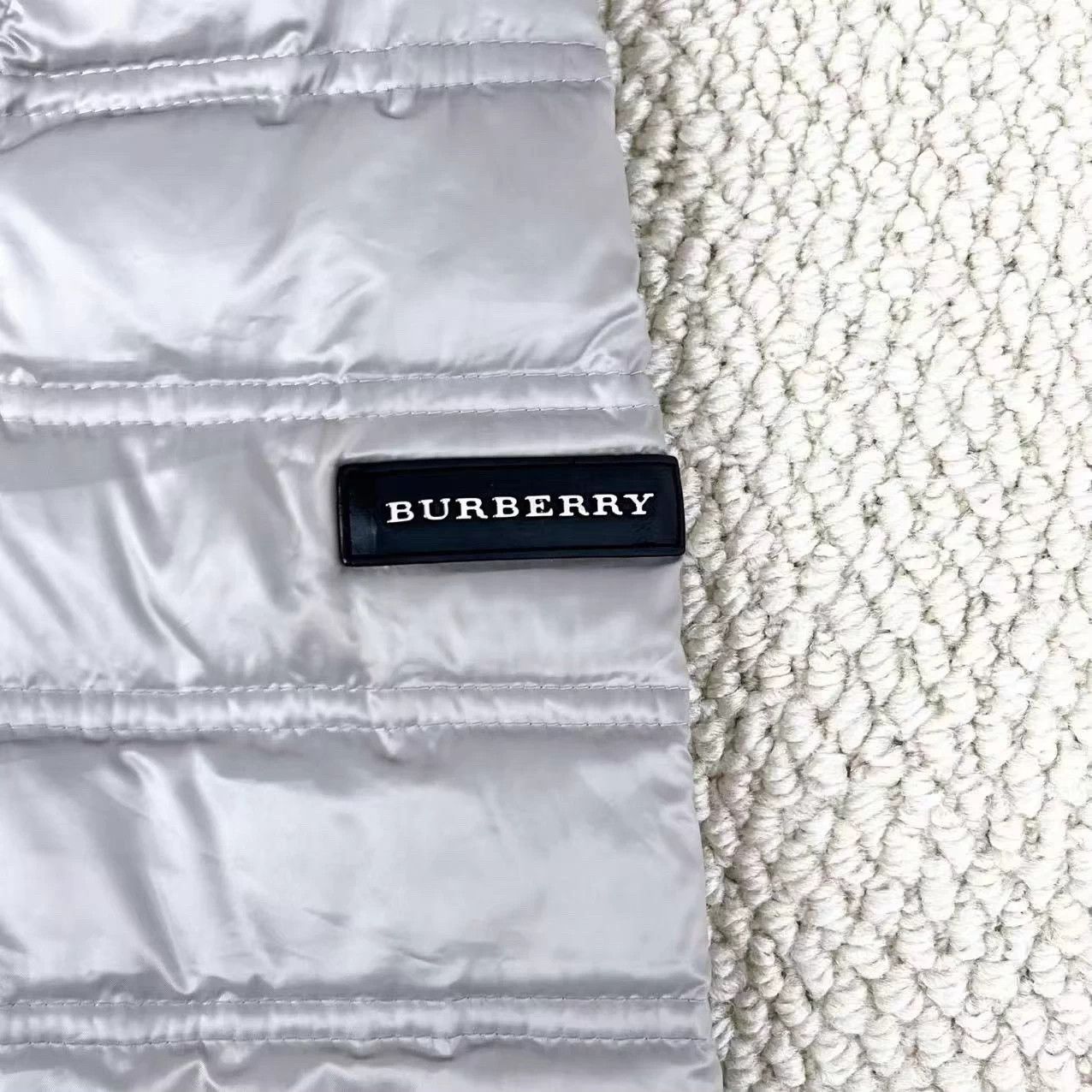 Burberry Burberry Silver Striped Double-Breasted Hidden Zip Check Lining XS Size XS / US 0-2 / IT 36-38 - 5 Thumbnail