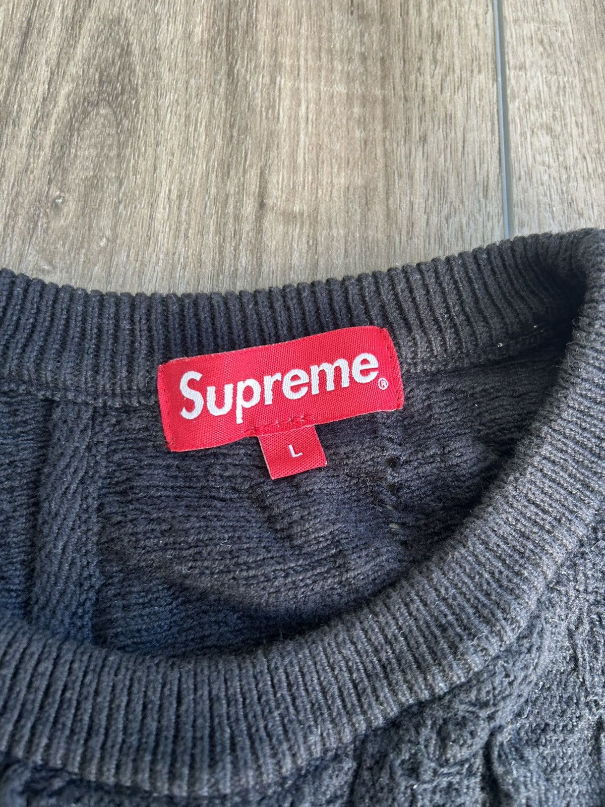 Supreme Supreme Textured Pattern Knit Sweater SS19 Size US L / EU 52-54 / 3 - 4 Thumbnail