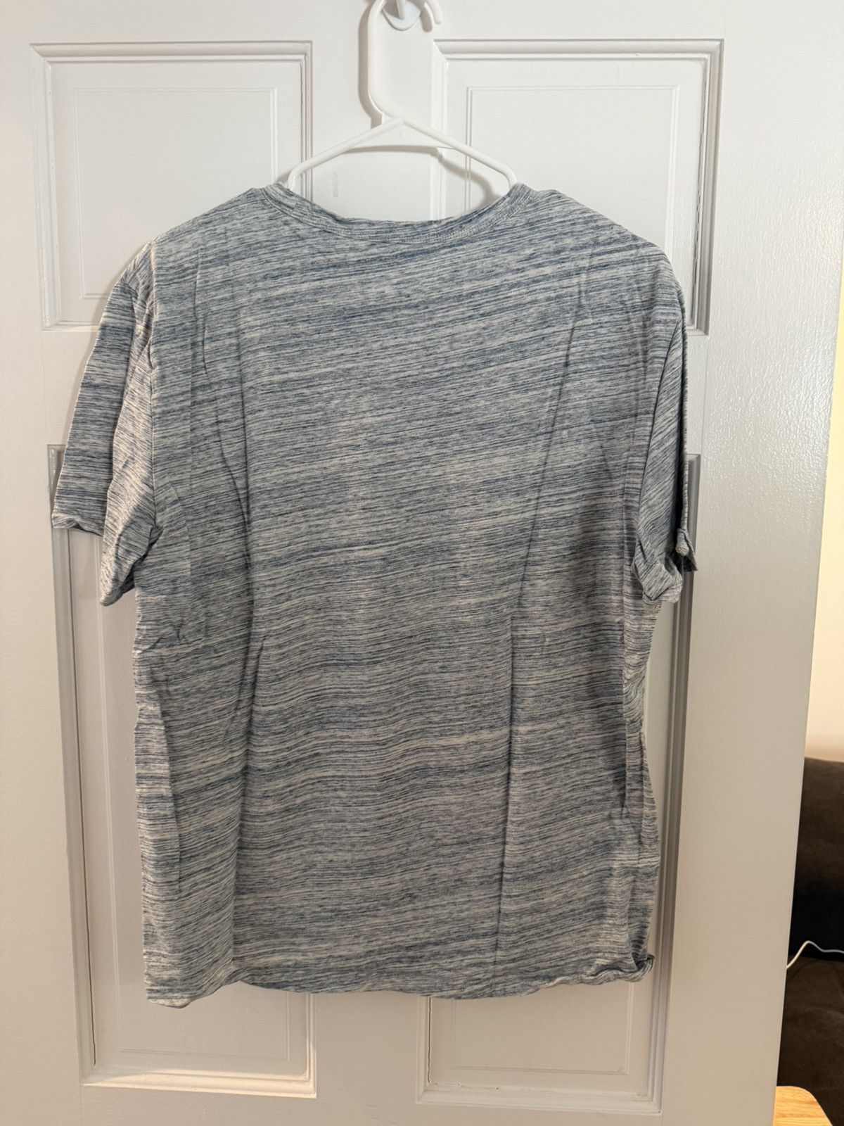 Vince Vince Blue and White pattern T shirt Size US M / EU 48-50 / 2 - 3 Thumbnail