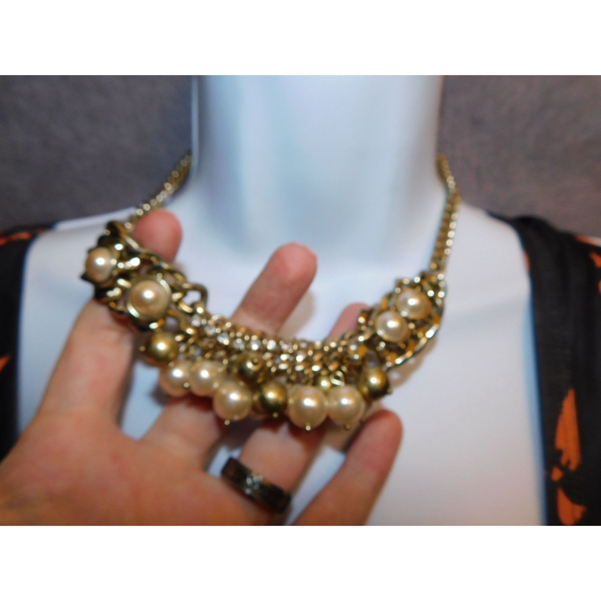 Jessica Simpson Jessica Simpson Gold Tone Faux Pearl Necklace Size ONE SIZE - 6 Thumbnail