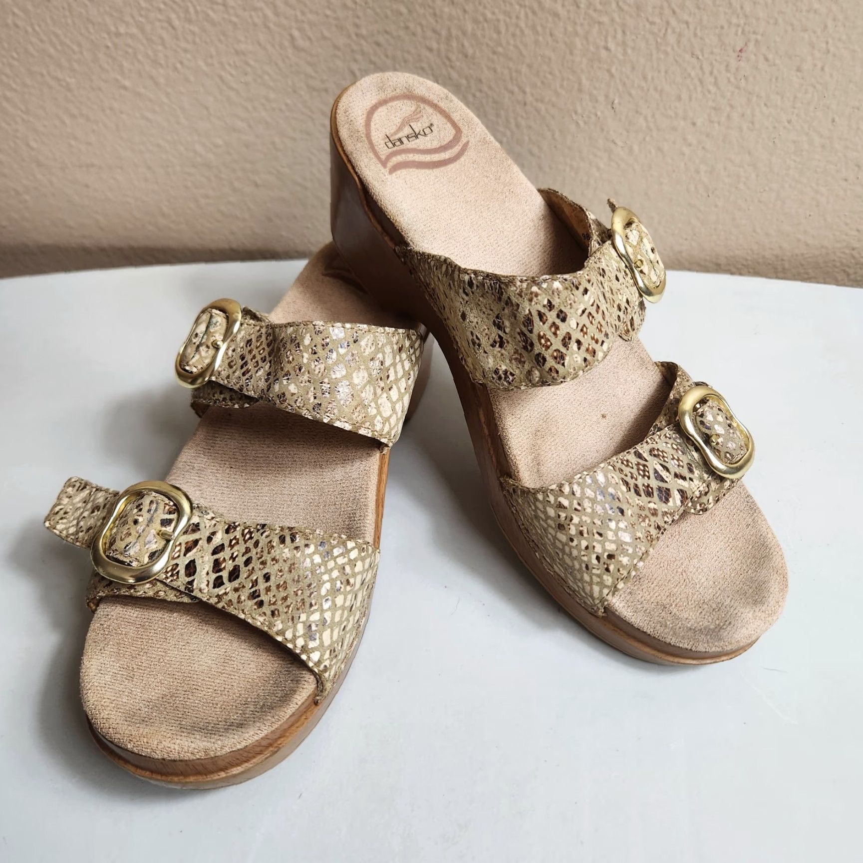 Dansko Dansko Womens Sandal |38| Sophie Beige Snakeskin Slip-On Open Toe Clog Sandals Size US 8 / IT 38 - 2 Thumbnail