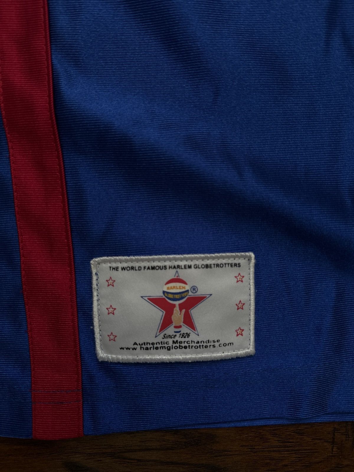 Harlem Globetrotters × Vintage Harlem Globetrotters Jersey *SIGNED* Size US L / EU 52-54 / 3 - 7 Thumbnail