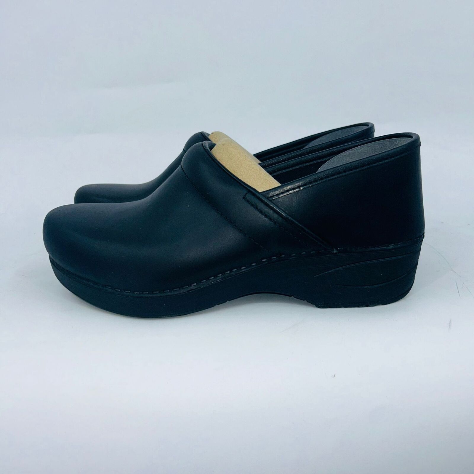 Dansko DANSKO WOMENS XP 2.0 BLACK PULL-UP CLOG BLACK SIZE 9.5/10B Size US 9.5 / IT 39.5 - 4 Thumbnail