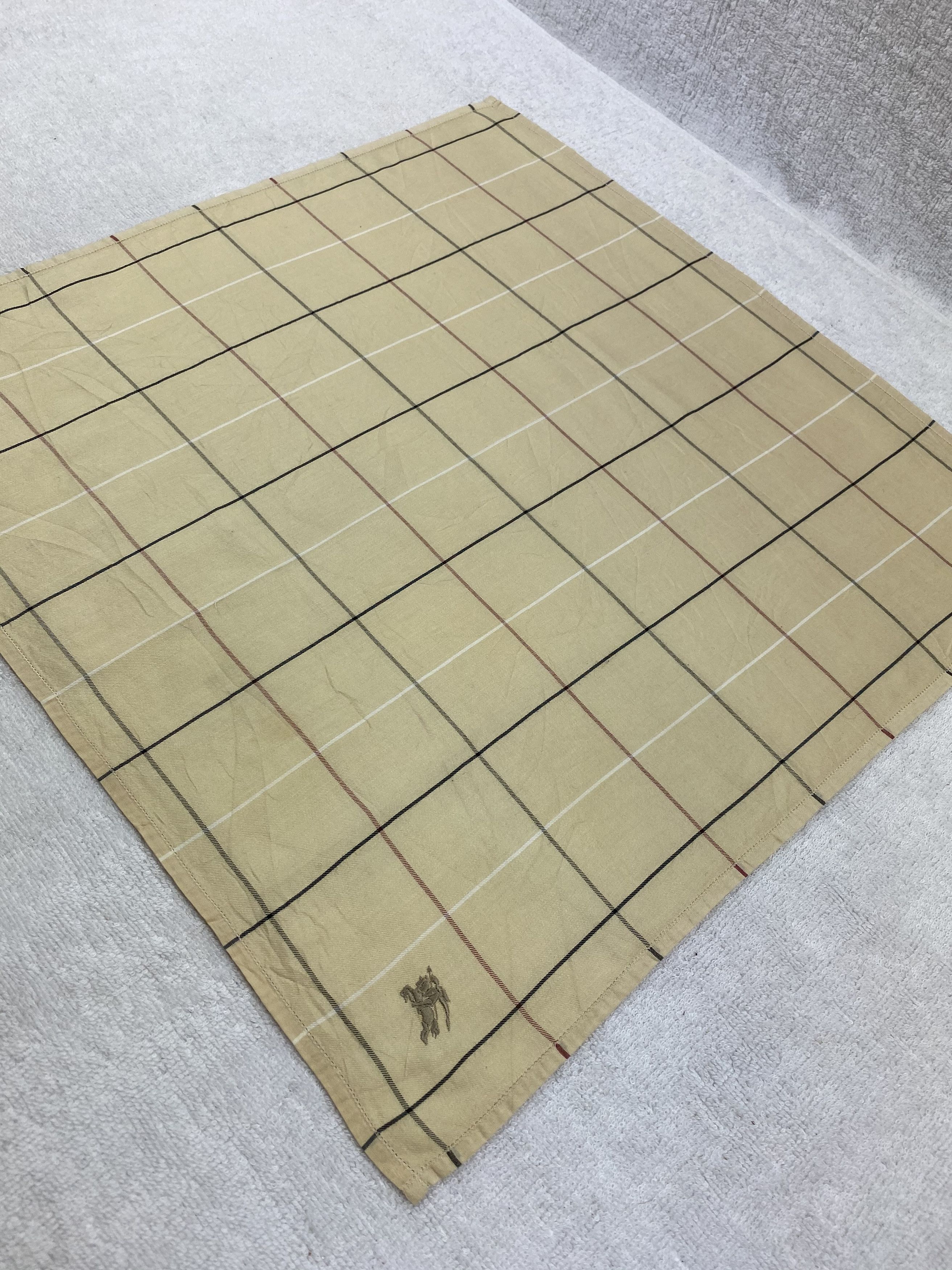 Burberry Burberry Handkerchief / Bandana / Neckerchief Size ONE SIZE - 4 Thumbnail