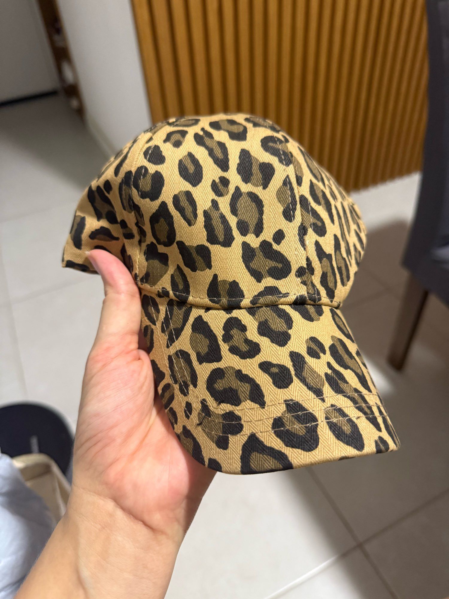 Japanese Brand Leapord Printed Casual Lover Cap Size ONE SIZE - 4 Thumbnail