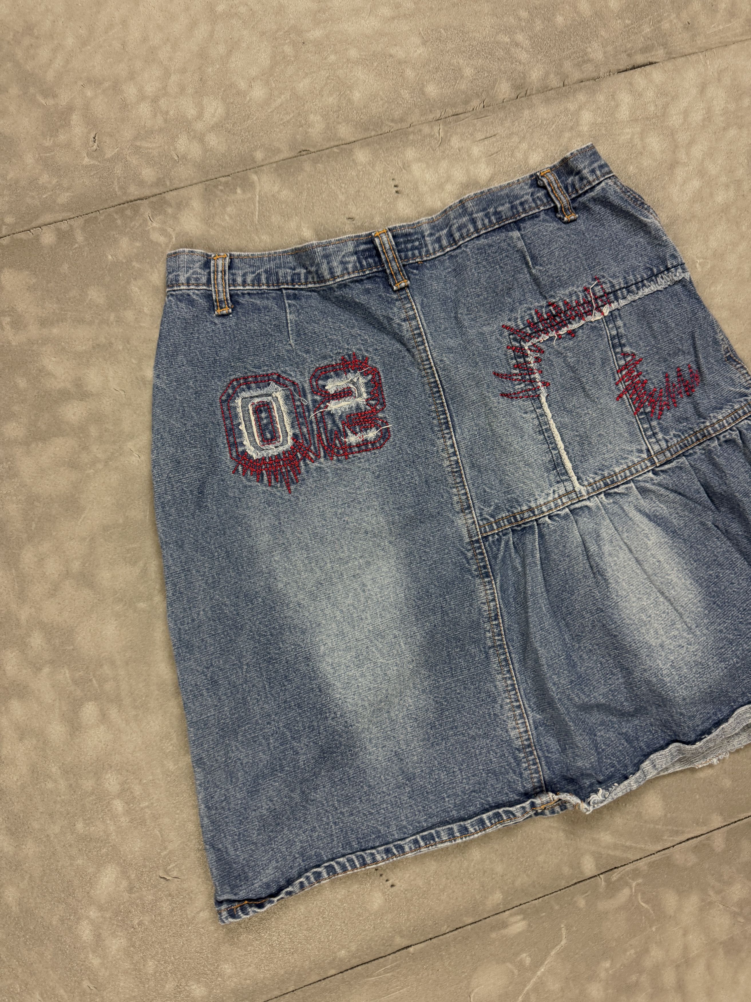 Vintage Vintage distressed washed faded mini skirt y2k retro Size 26" / US 2 / IT 38 - 7 Thumbnail