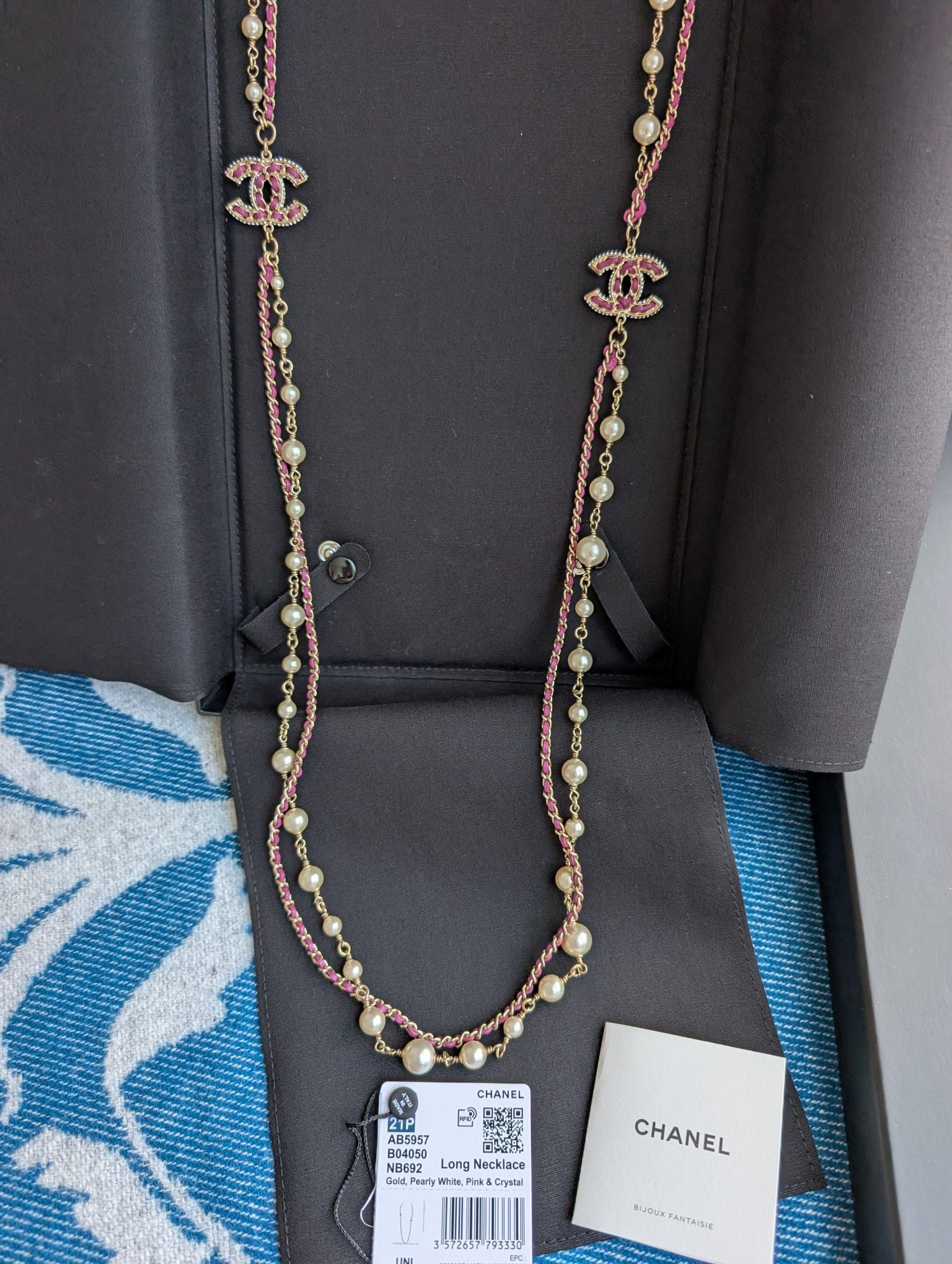 Chanel Chanel CC B21P Logo Pink Leather Pearl Crystal GHW Necklace Size ONE SIZE - 6 Thumbnail