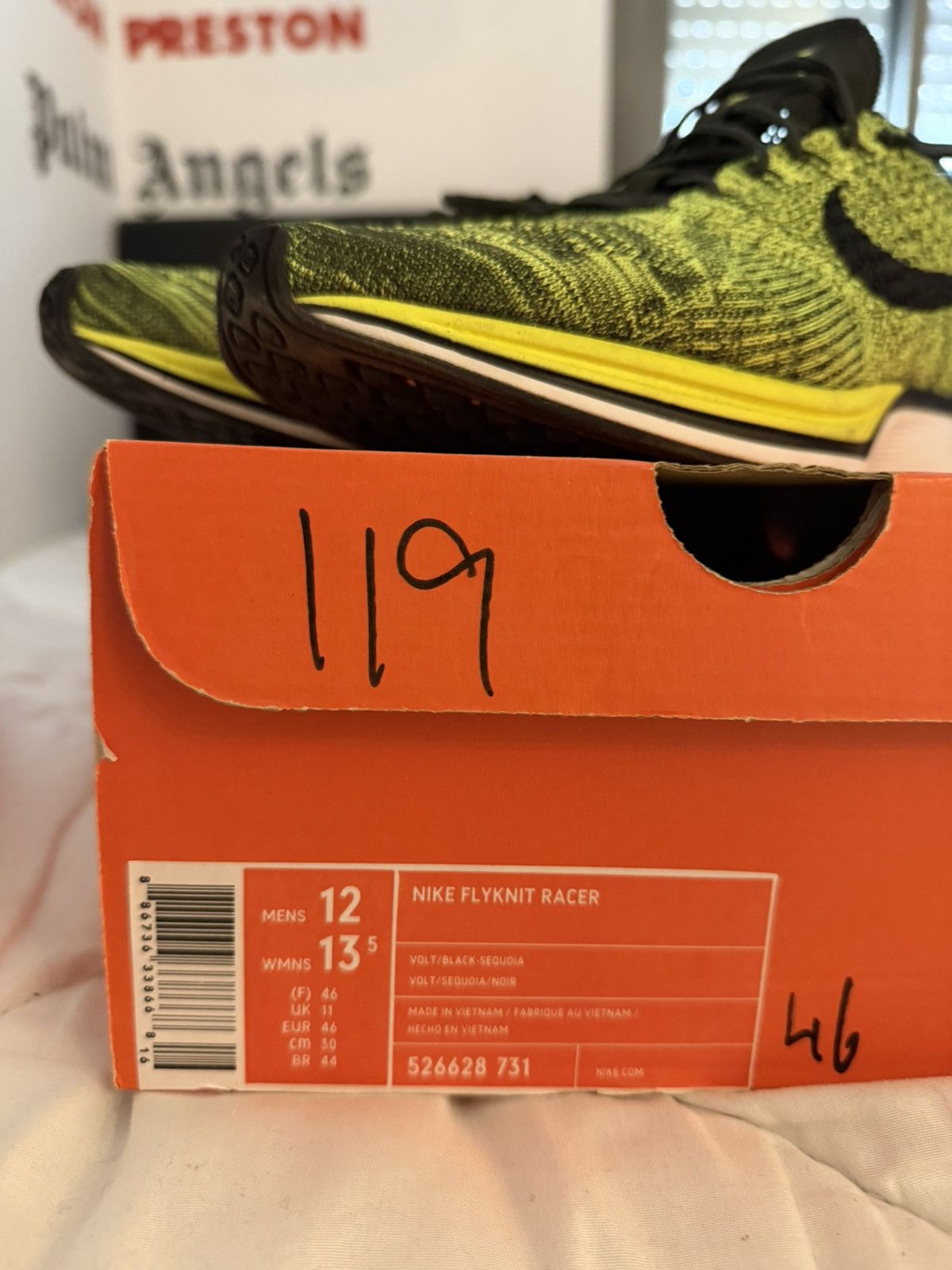 Nike Nike Flyknit Racer Volt 12US Size US 12 / EU 45 - 2 Thumbnail