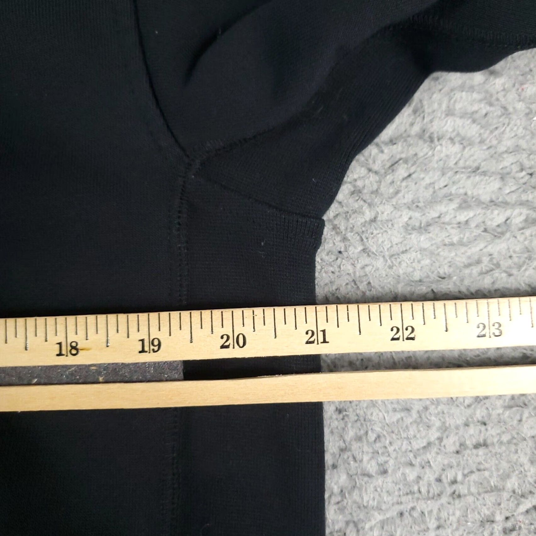 Nike Nike Mens Size Small Black Swoosh Casual Pullover Sweatshirt Size US S / EU 44-46 / 1 - 6 Thumbnail