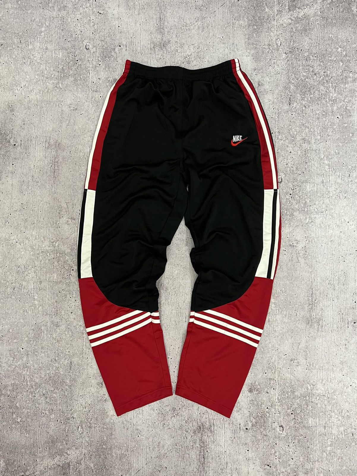 Nike Vintage Nike 90s Track Pants Y2K Size US 32 / EU 48 - 1 Thumbnail