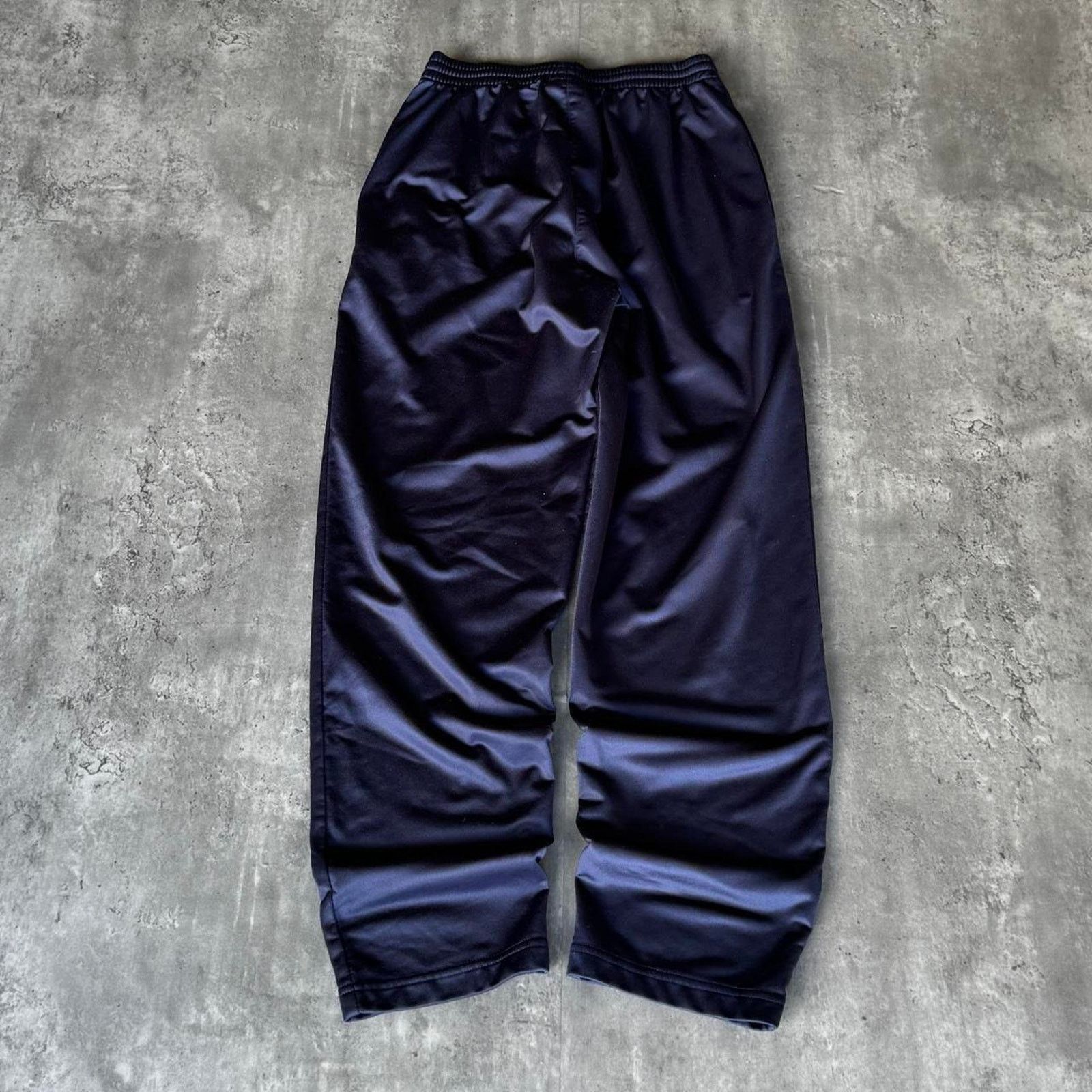 Japanese Brand × Reebok × Vintage Vintage Y2K Reebok Navy Blue Essential Technical Sweatpants Size US 28 / EU 44 - 2 Thumbnail