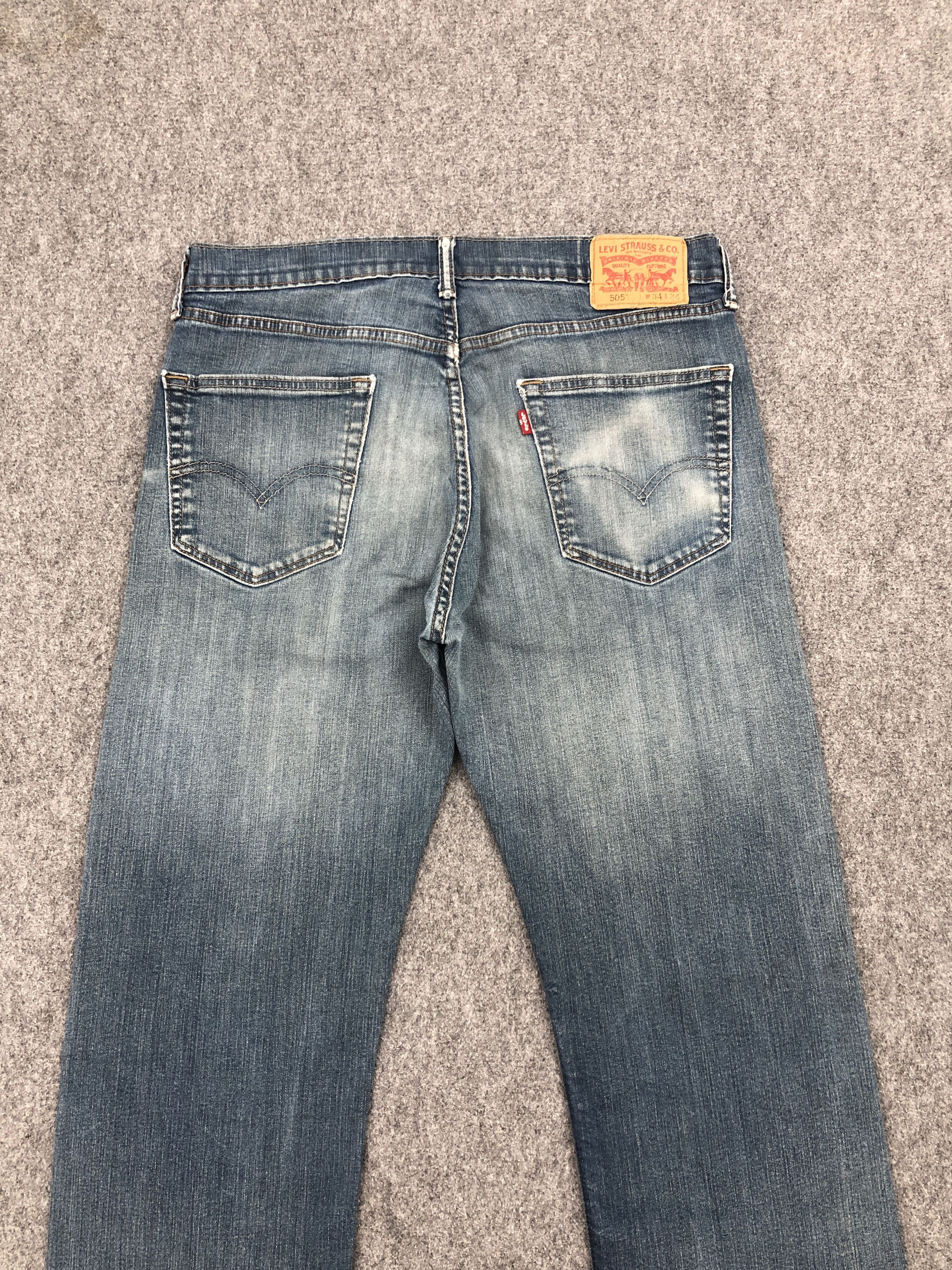 Levi's Vintage Distressed Levis 505 Faded Blue Jeans S0022 32x32 Size US 32 / EU 48 - 4 Thumbnail
