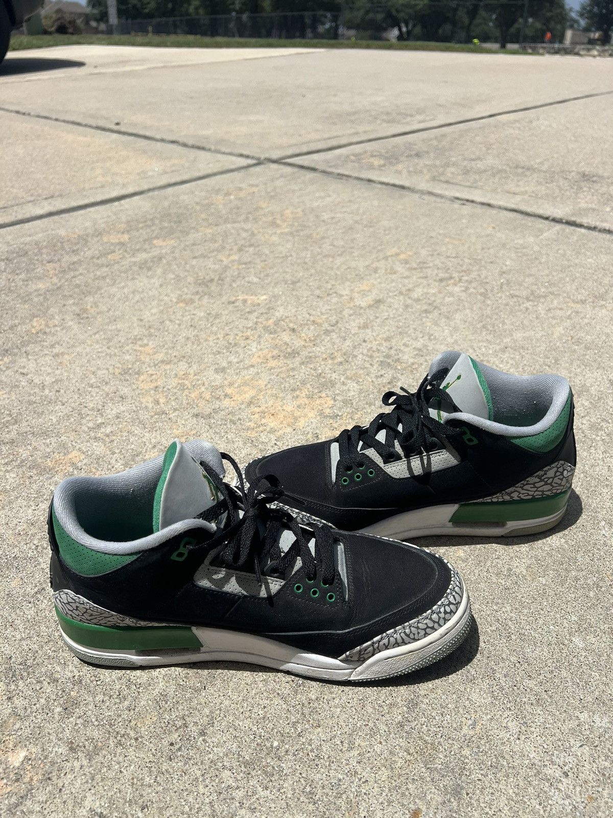 Jordan Brand Jordan 3 Pine Green Size US 11 / EU 44 - 4 Thumbnail