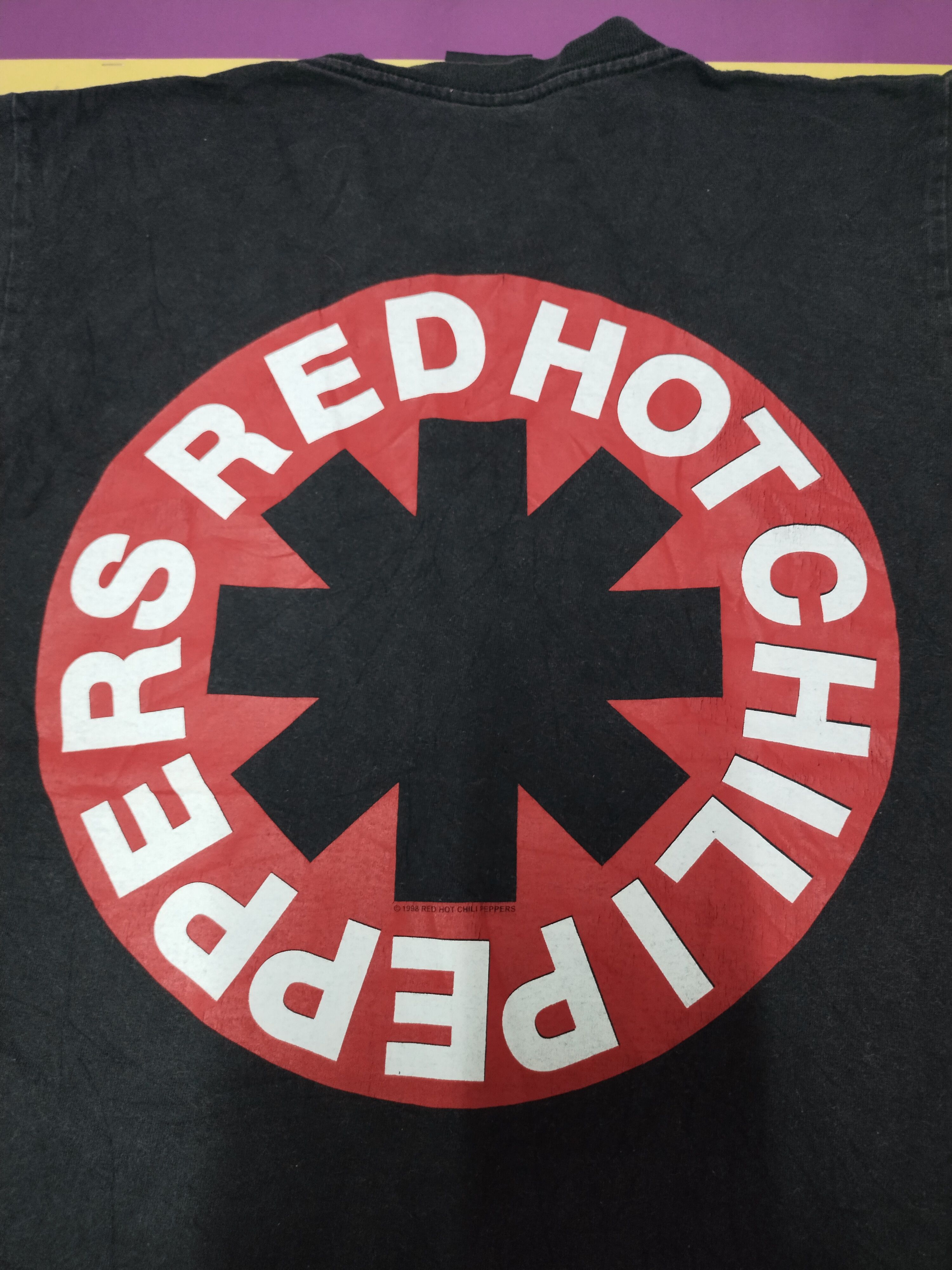Band Tees Vintage 90's RHCP Blood Sugar Sex Magik Bootleg Tee Size US S / EU 44-46 / 1 - 6 Thumbnail