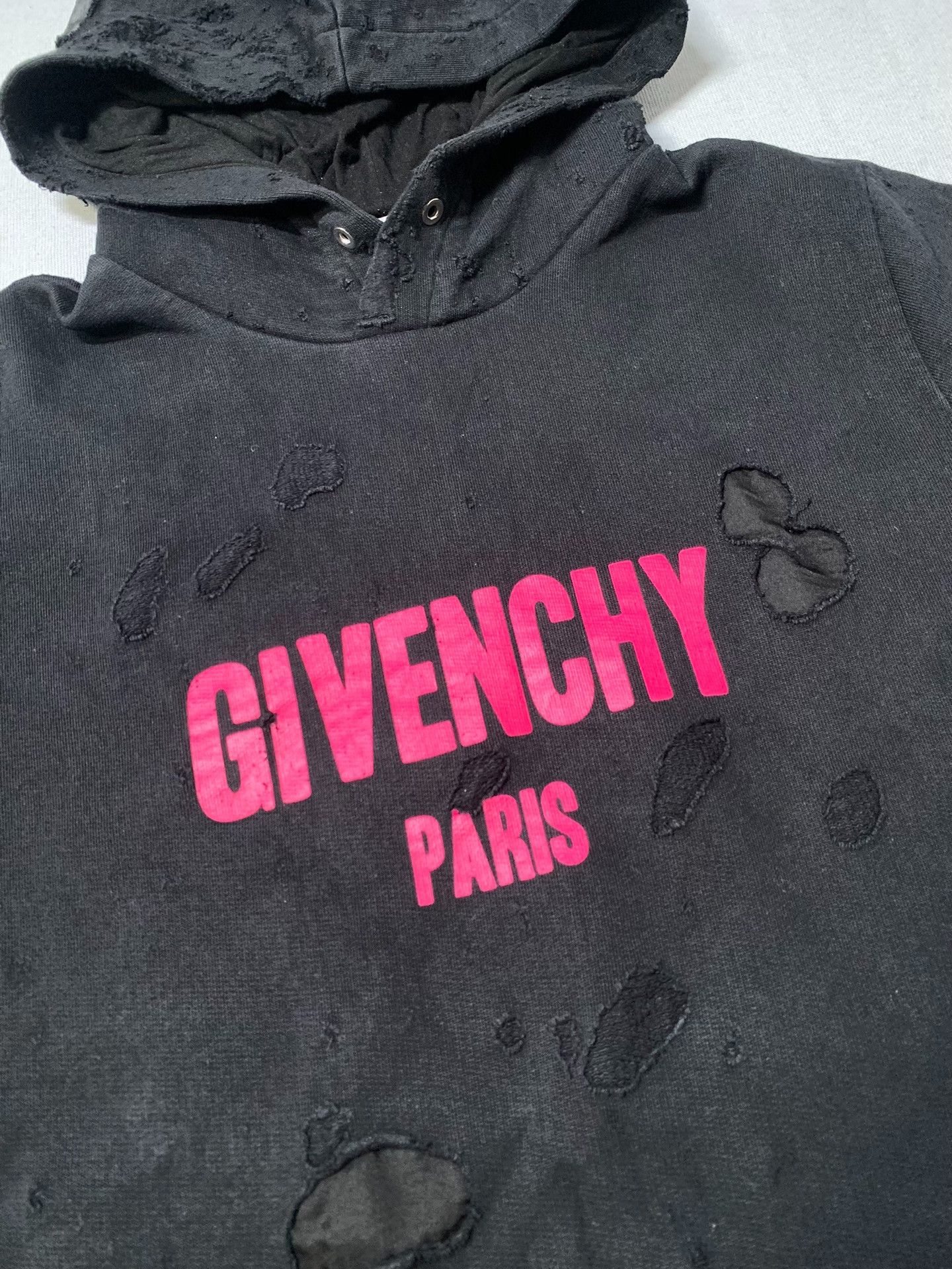 Givenchy Givenchy Pink Logo Distressed Hoodie Size S / US 4 / IT 40 - 1 Thumbnail