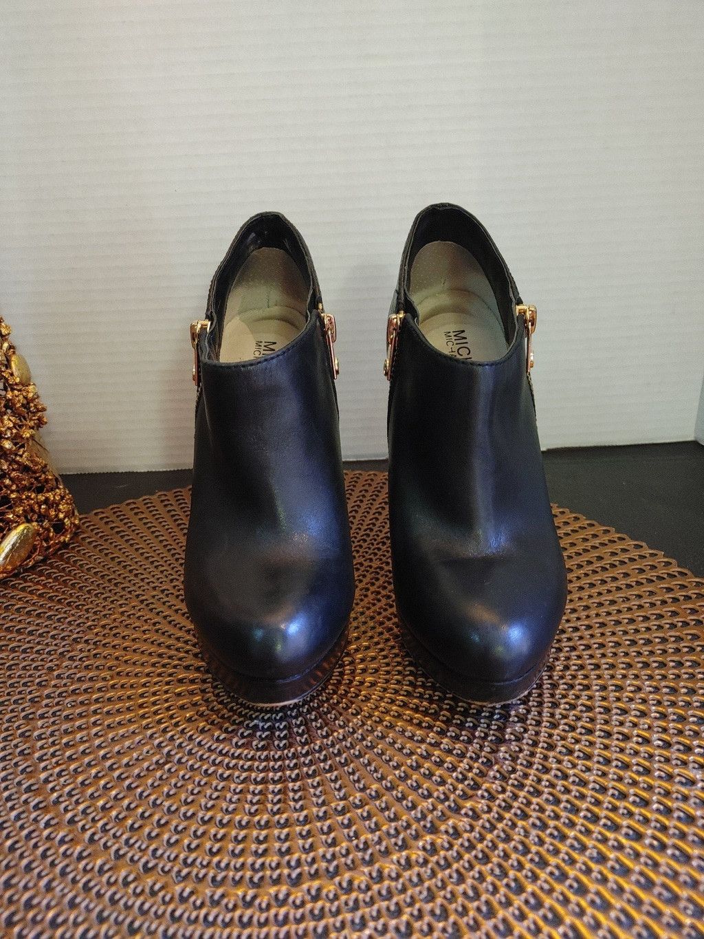 Michael Kors Michael Kors York Leather Booties Size 5M Size US 5 / IT 35 - 2 Thumbnail